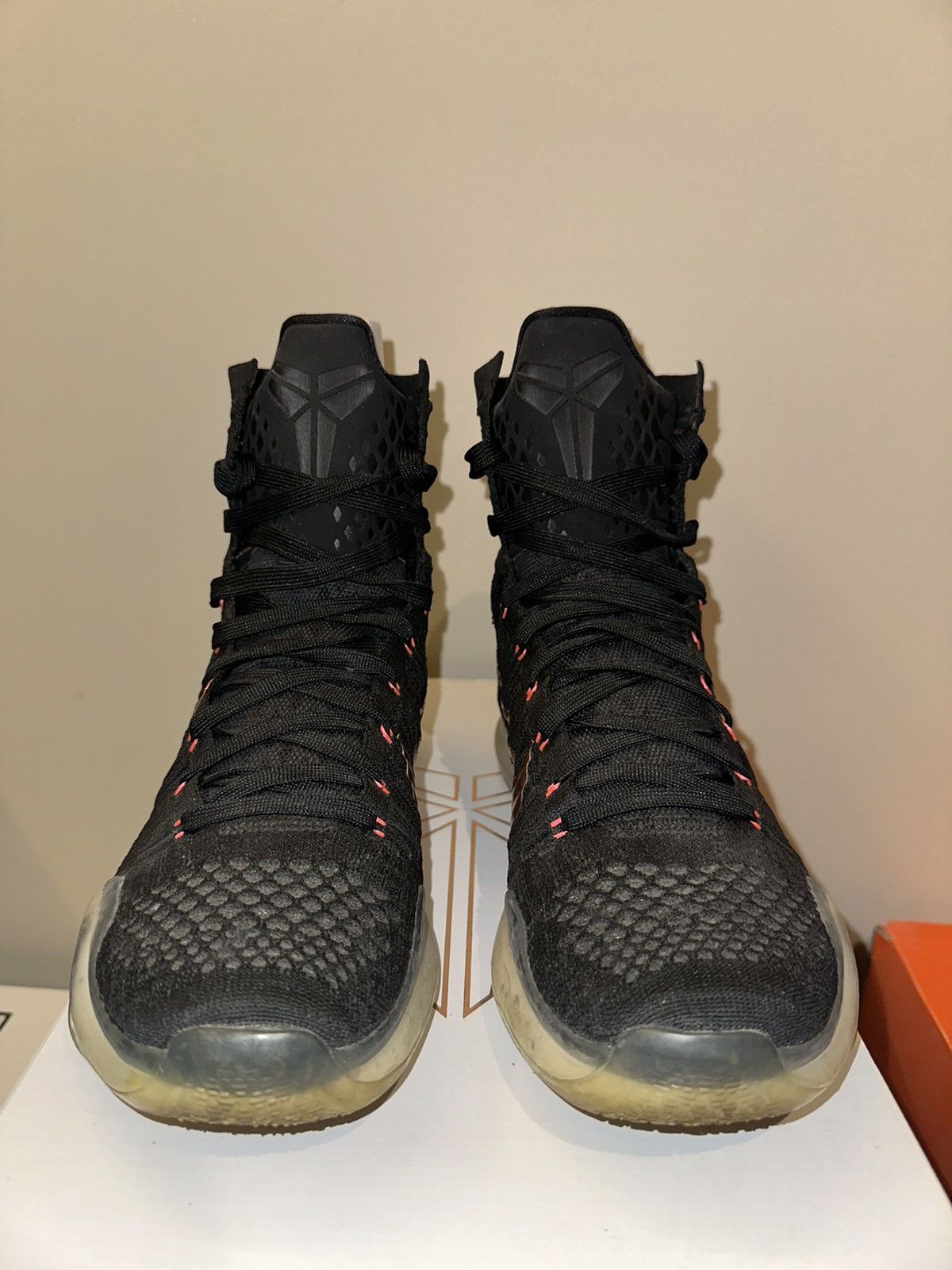 Nike Kobe 10 Elite "Rose Gold" Size US 10 / EU 43 - 2 Thumbnail