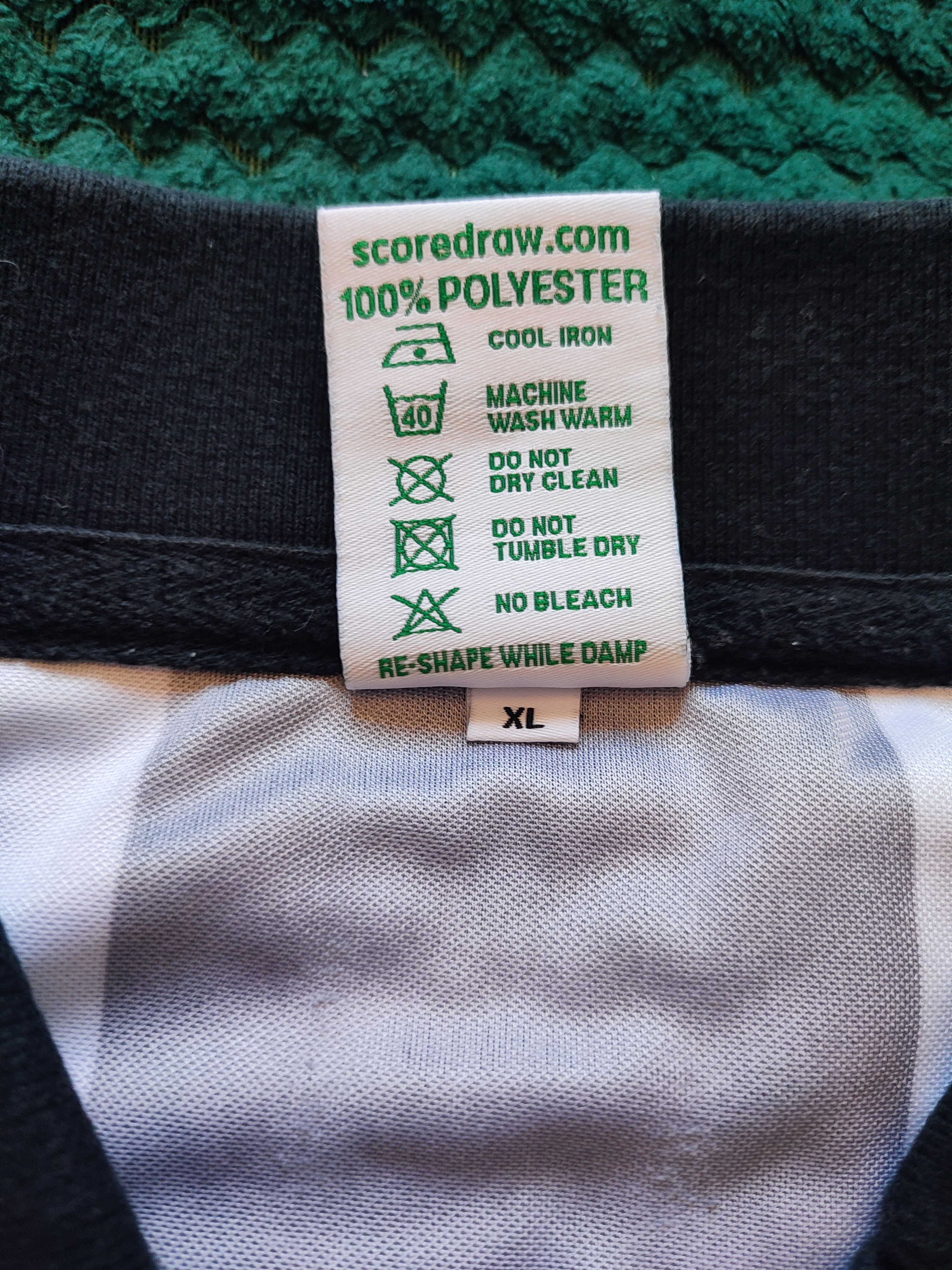 Other Newcastle Score Draw 1982 Vintage Retro Soccer Jersey Size US XL / EU 56 / 4 - 8 Thumbnail
