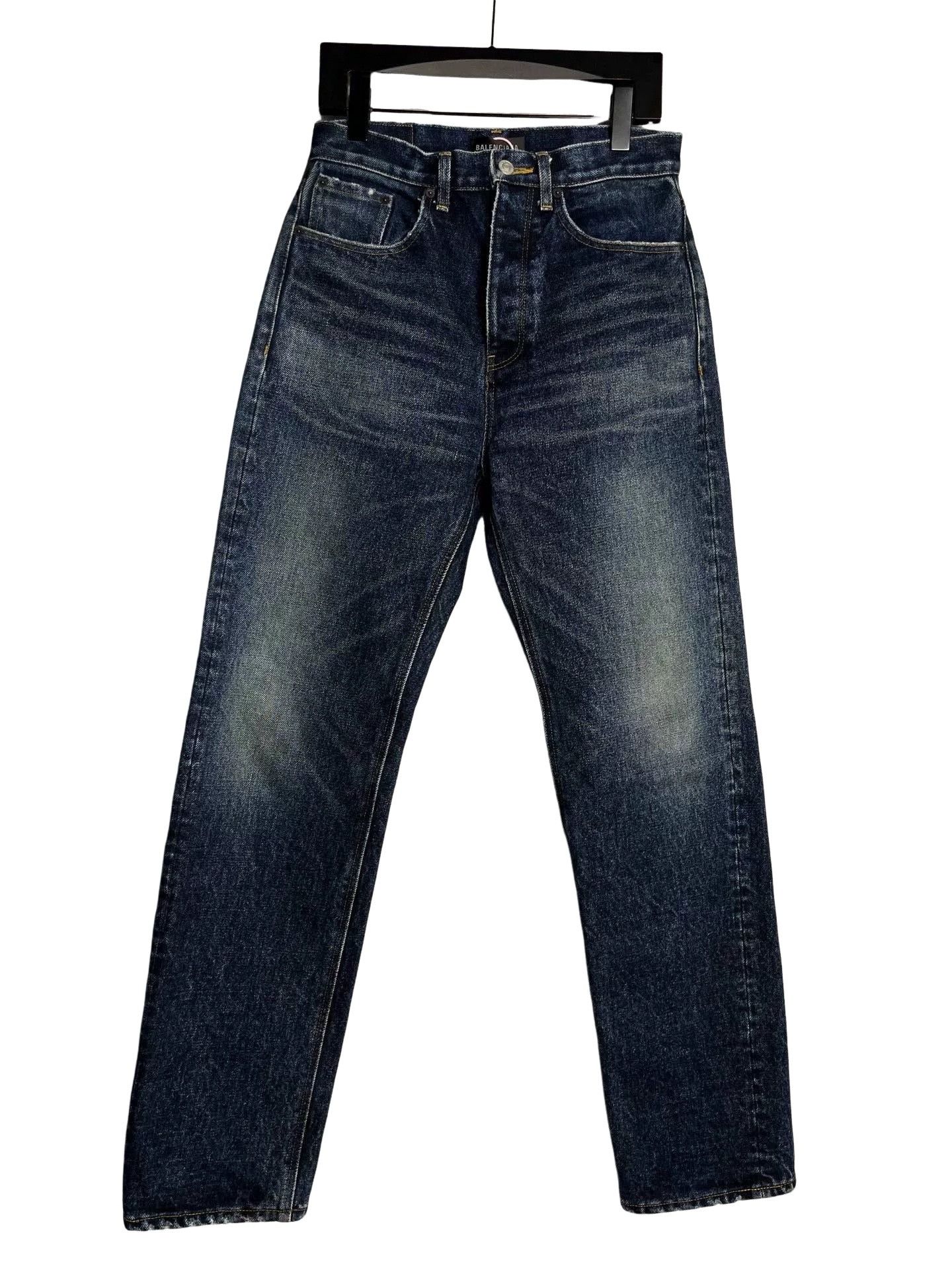 Balenciaga Balenciaga Garde-Robe Dark Wash Jeans 30 Size US 30 / EU 46 - 1 Thumbnail
