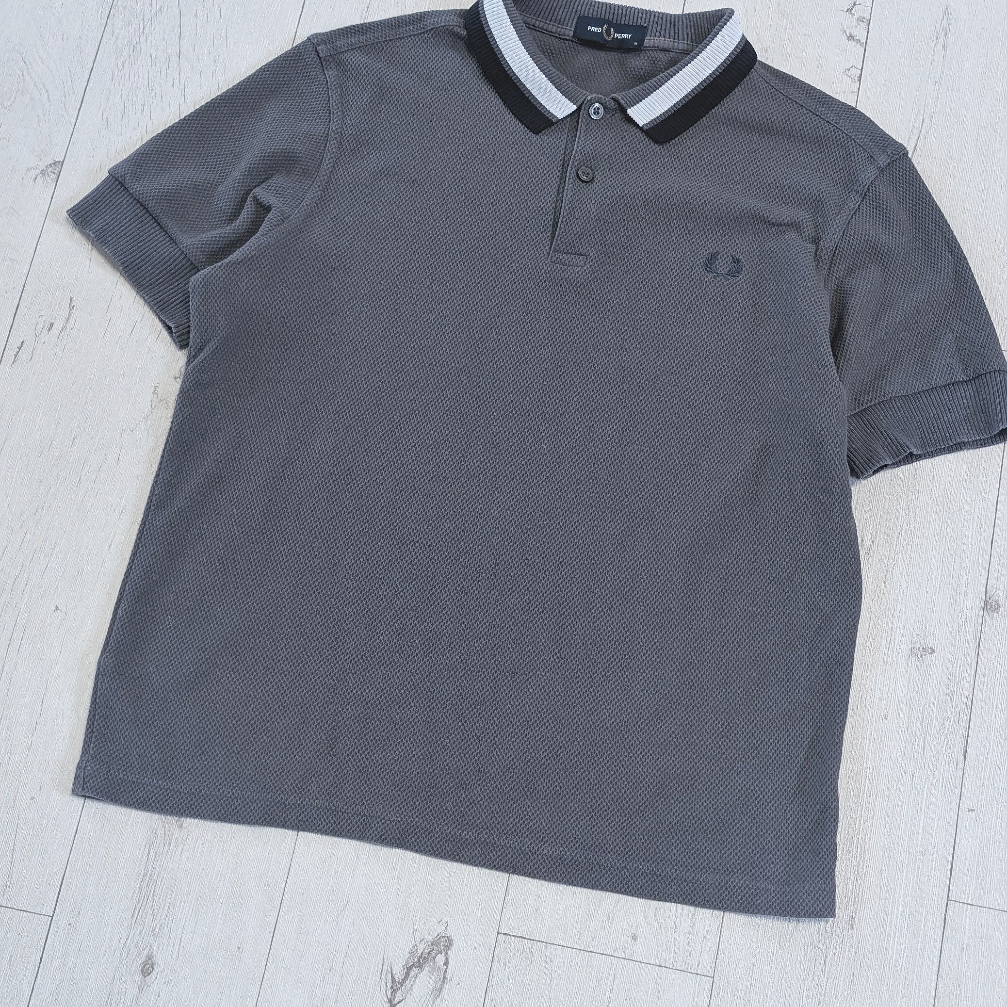 Fred Perry Fred Perry Knit Polo Shirt Size M Gray Classic Retro Style Size US M / EU 48-50 / 2 - 3 Thumbnail