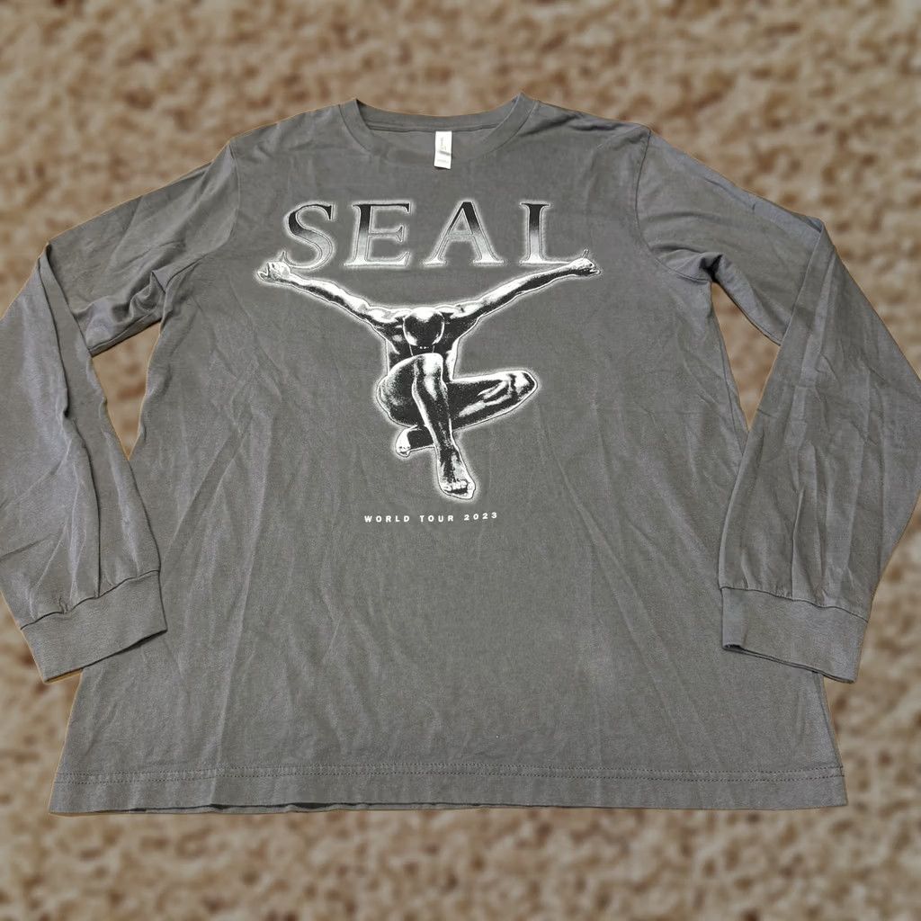 Vintage Seal Shirt Mens Large Gray Bella Canvas World Tour 2023 Long Sleeve Concert Tee Size US L / EU 52-54 / 3 - 1 Thumbnail