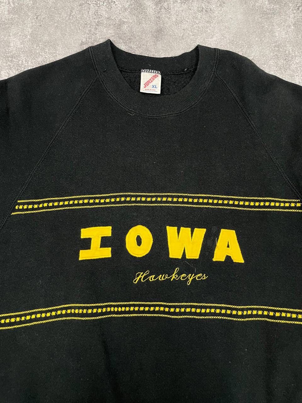 Other Iowa Hawkeyes Men Crewneck Sweatshirt Black Vintage Style Size US XL / EU 56 / 4 - 2 Thumbnail