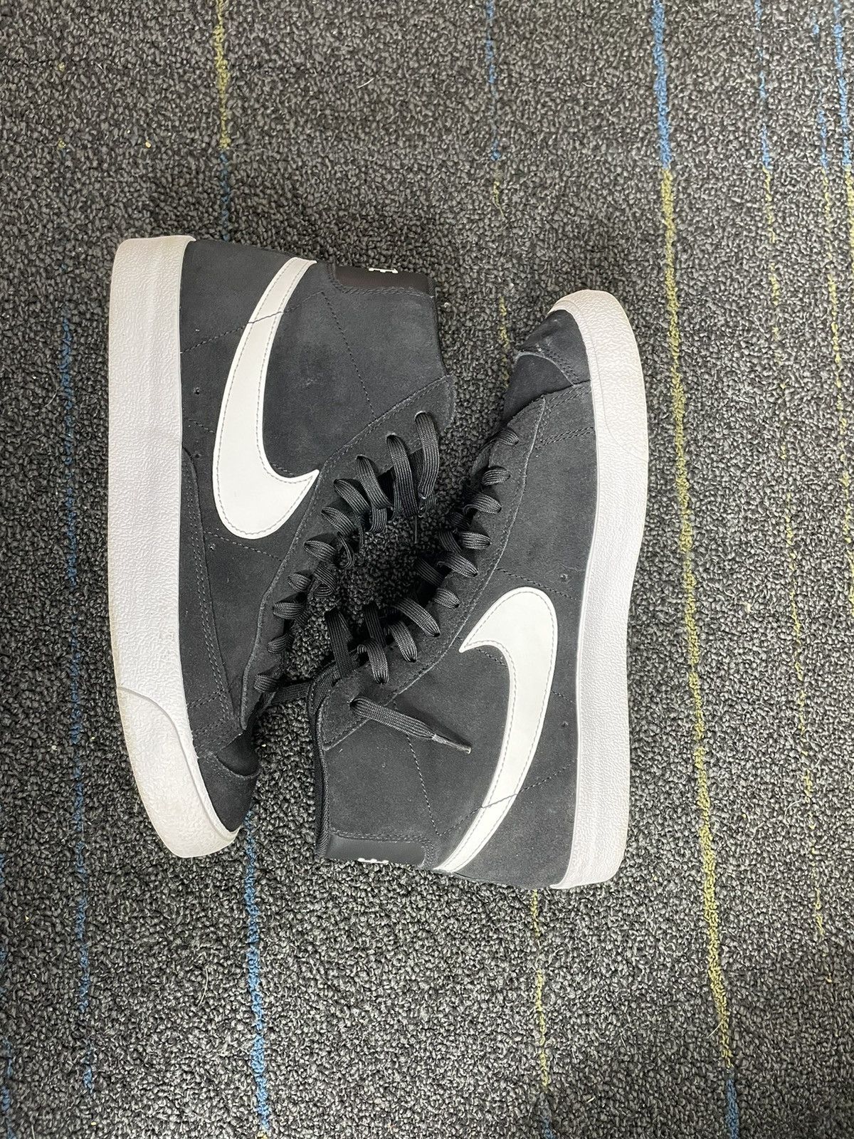 Nike Blazer MID ‘77 Suede Size US 10.5 / EU 43-44 - 1 Thumbnail