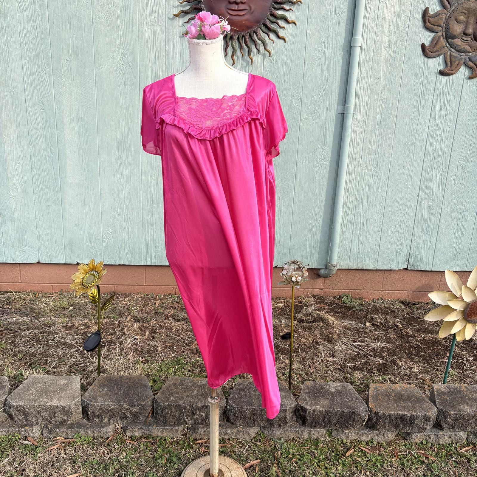 Other Vtg 90s Lati Fashions hot pink nightgown sz XL Size ONE SIZE - 1 Thumbnail