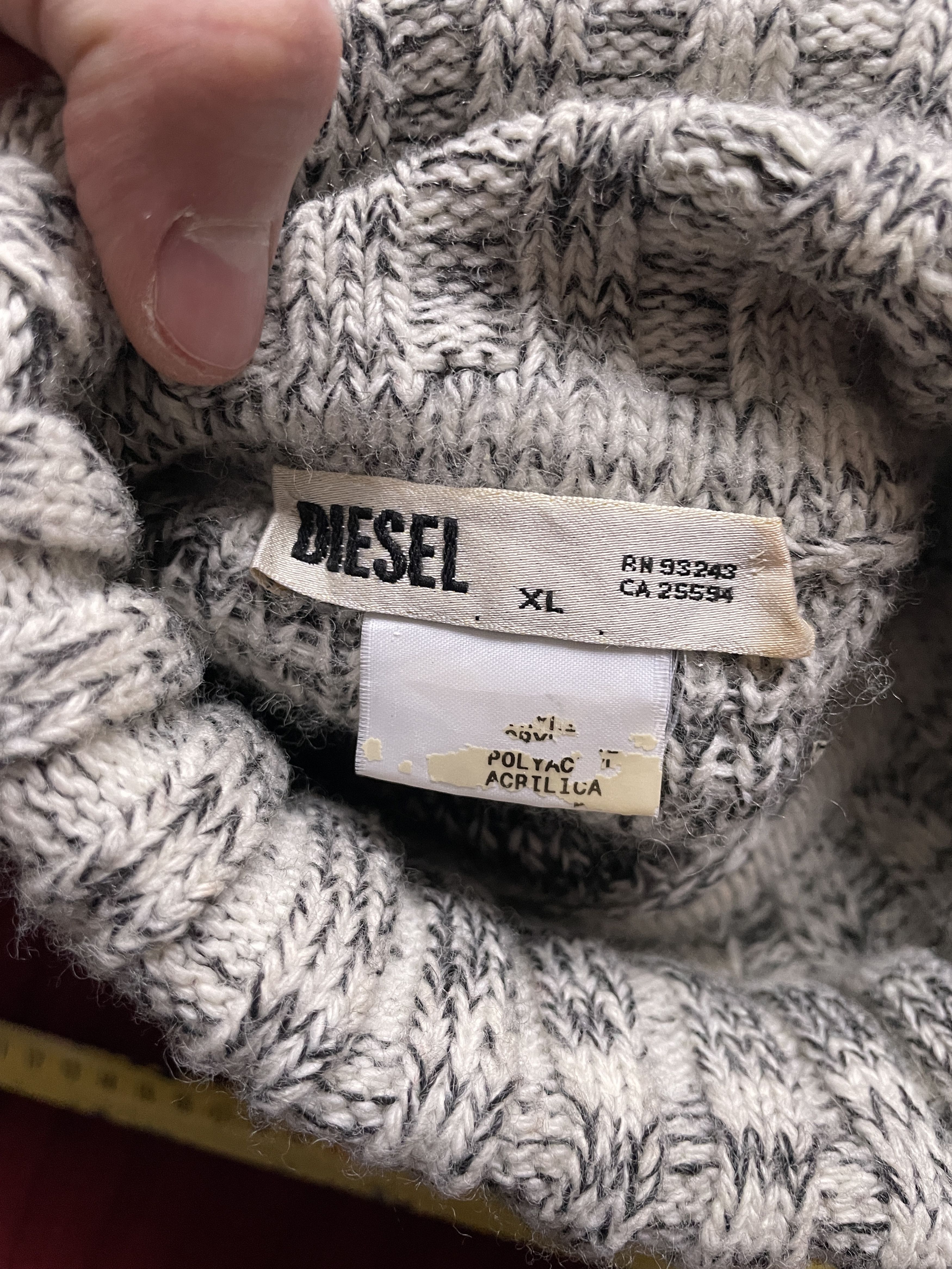 Diesel Y2K DIESEL COLOURFULL STRIPED WOOL CROPPED GOLF SWEATER Size XL / US 12-14 / IT 48-50 - 5 Thumbnail