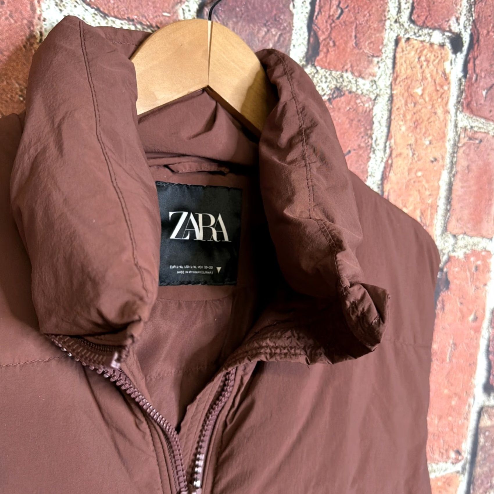 Zara Zara Puffer Vest Zip Up Sleeveless Jacket Size L Brown Womens Size L / US 10 / IT 46 - 2 Thumbnail