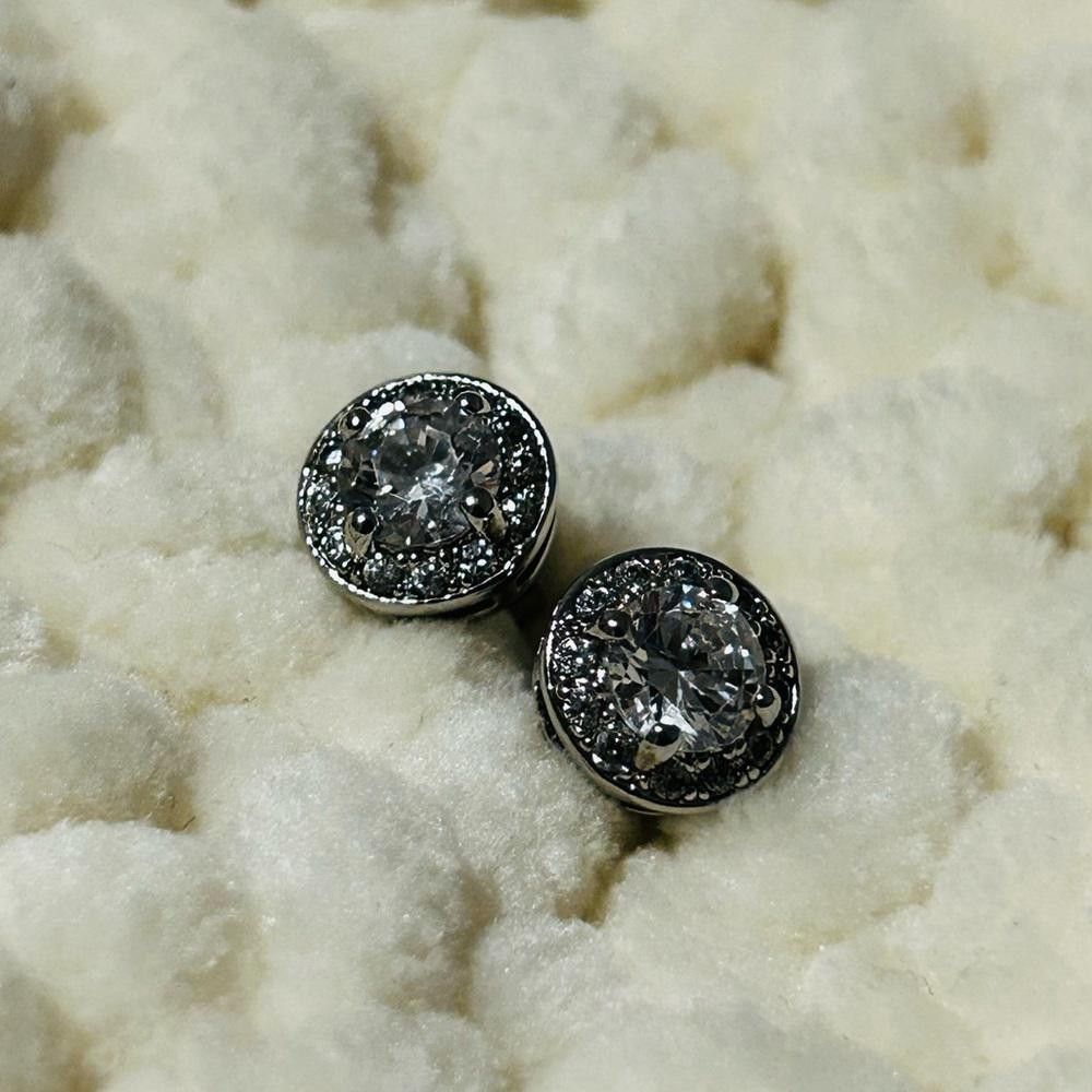 Designer Stunning Halo Stud Earrings Size ONE SIZE - 1 Thumbnail