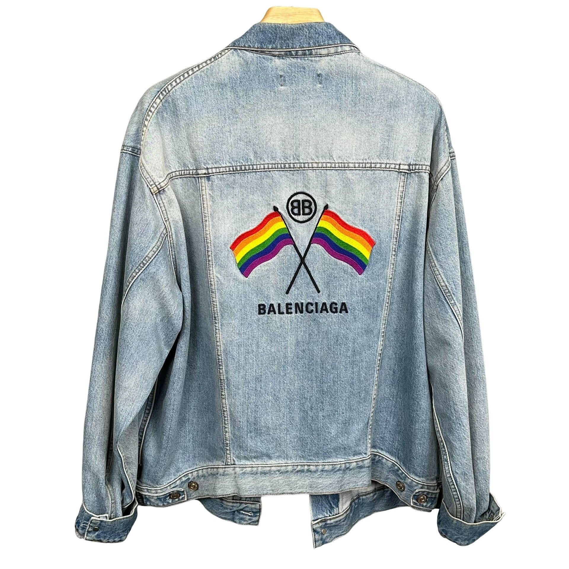 Balenciaga Balenciaga Rainbow Flag Embroidered Denim Jacket Size 36 Size US S / EU 44-46 / 1 - 1 Thumbnail