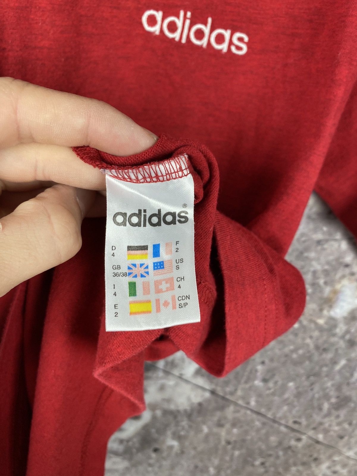Other Men’s Adidas T-Shirt Streetwear Vintage Size Small Size US S / EU 44-46 / 1 - 6 Thumbnail