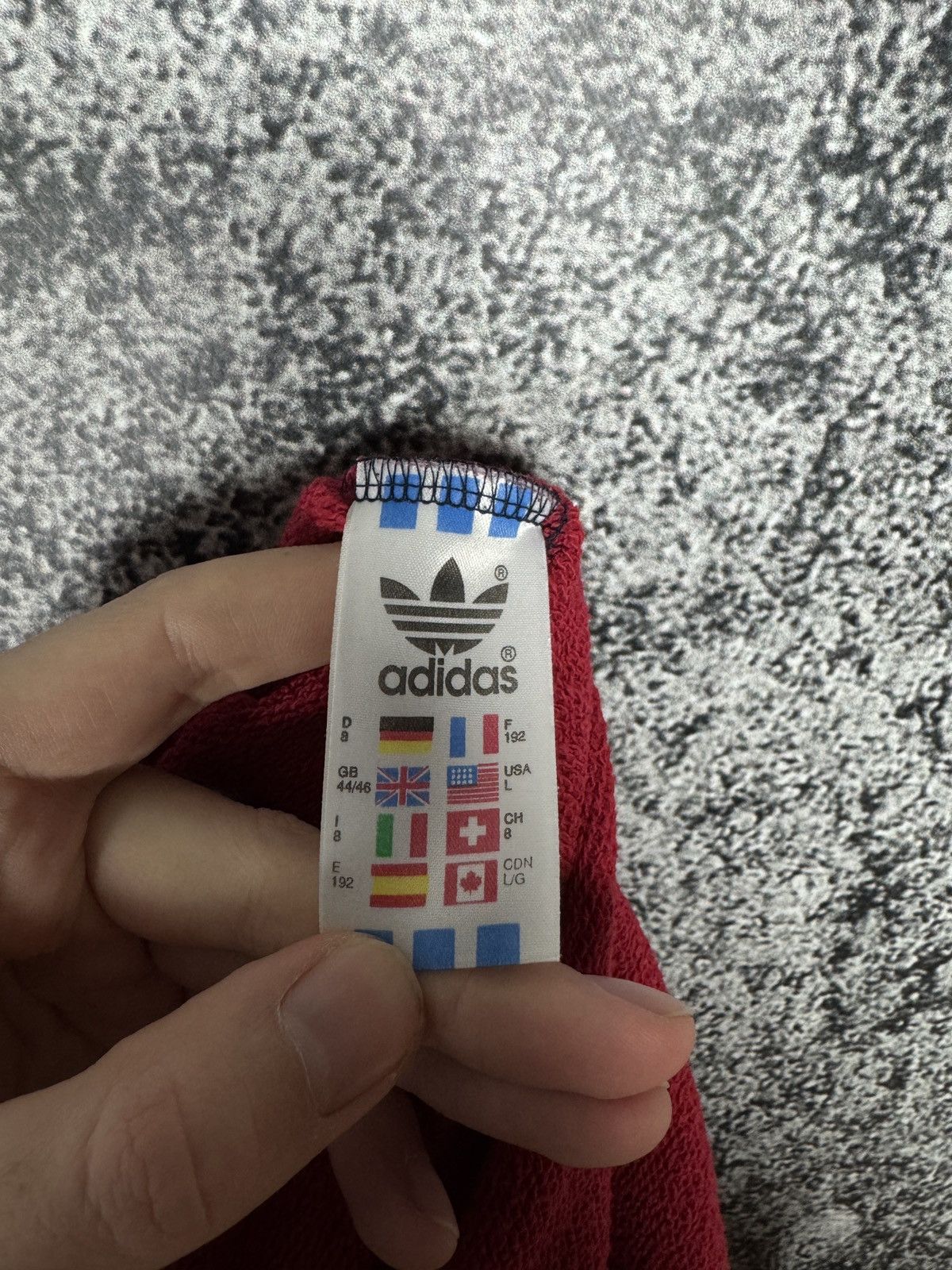 Adidas Adidas Vintage 90s Sweatshirt Big Logo Pullover Size L Size US L / EU 52-54 / 3 - 8 Thumbnail