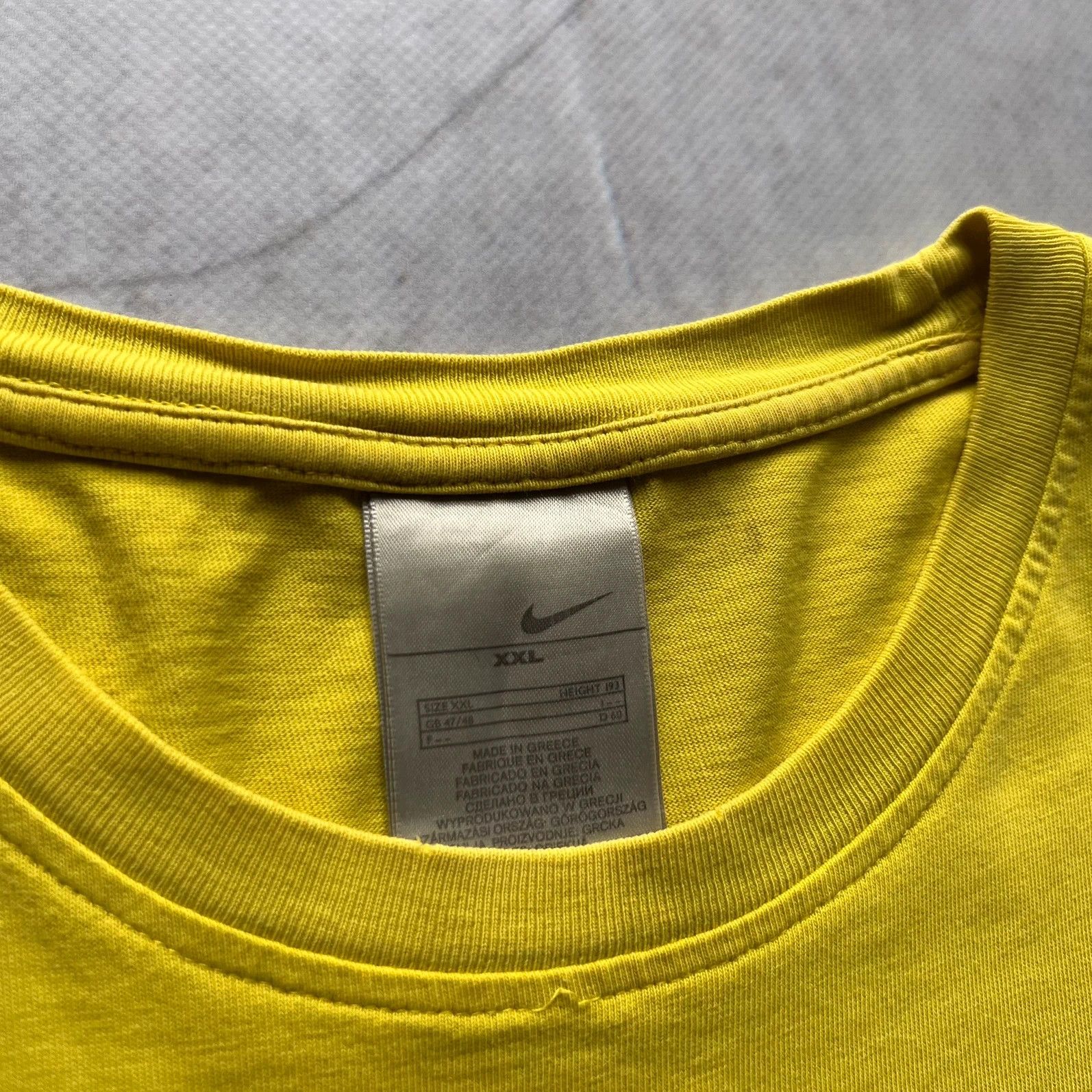 Nike vintage 2004/05 Nike Borussia Dortmund t shirt soccer jersey Size US XL / EU 56 / 4 - 5 Thumbnail
