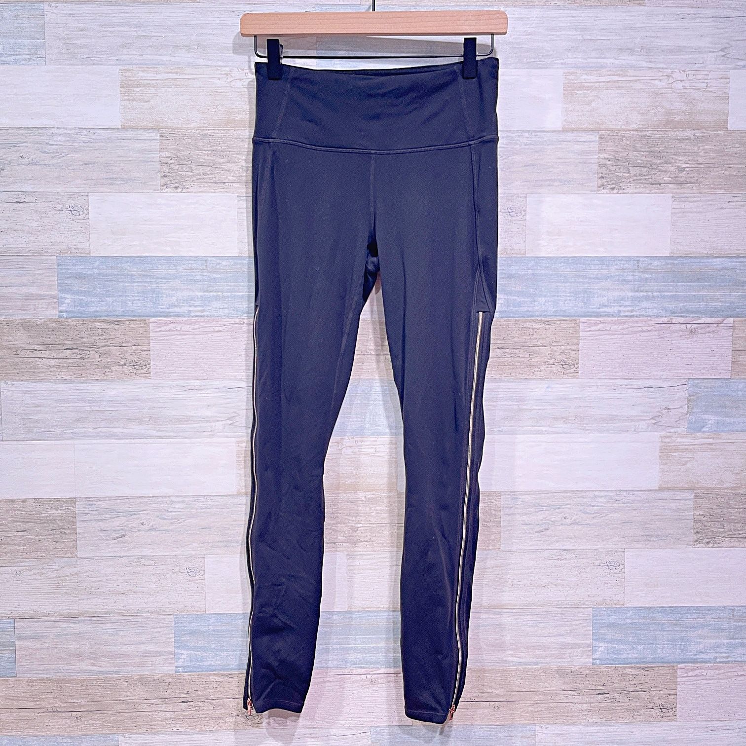 Athleta ATHLETA Mid Rise Copper Zipper Chaturanga Tight Womens Small Size 27" / US 4 / IT 40 - 1 Thumbnail