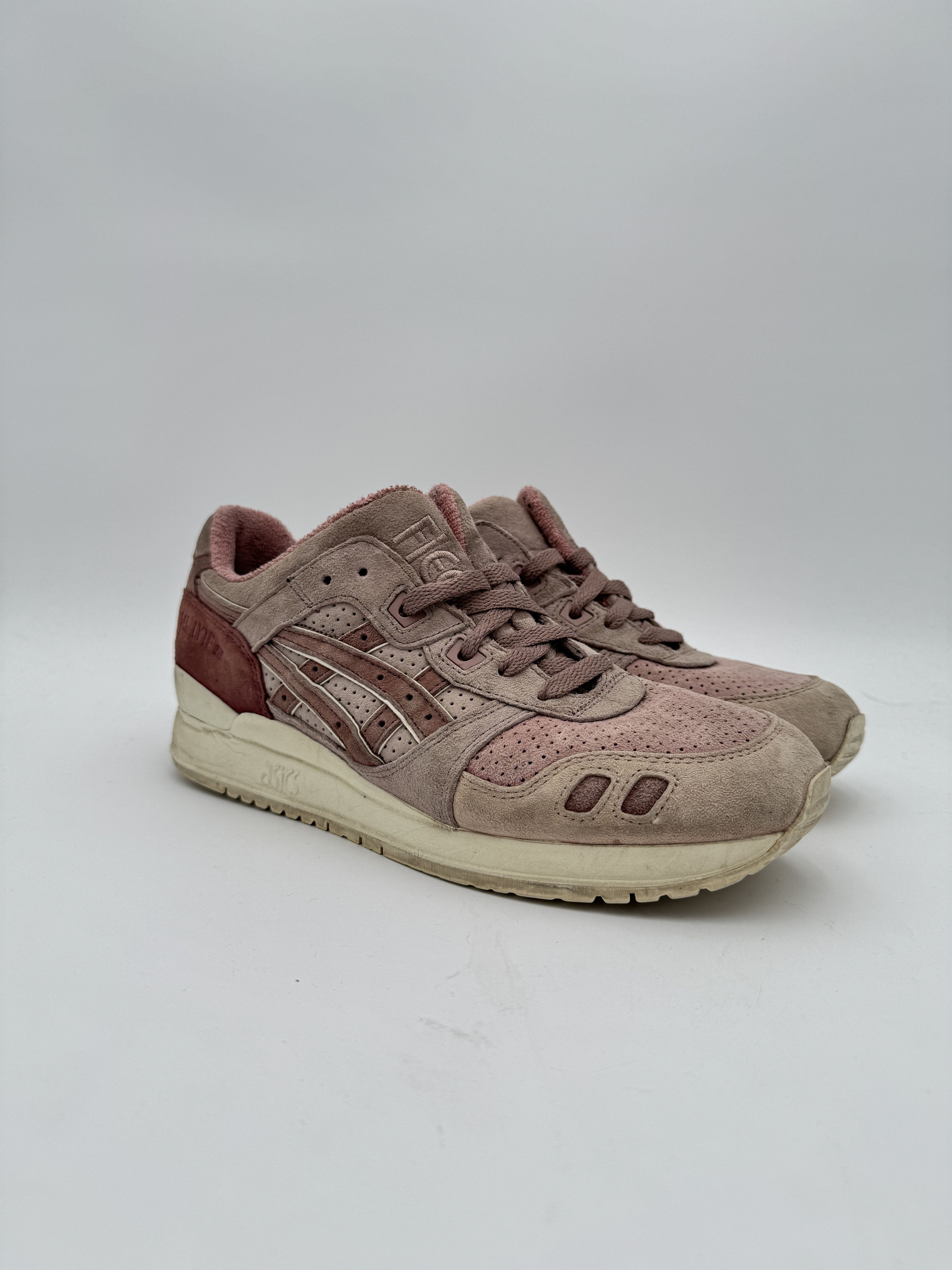 Asics × Kith Kith Asics Gel-Lyte III Remastered By Invitation Only Size US 8.5 / EU 41-42 - 1 Thumbnail