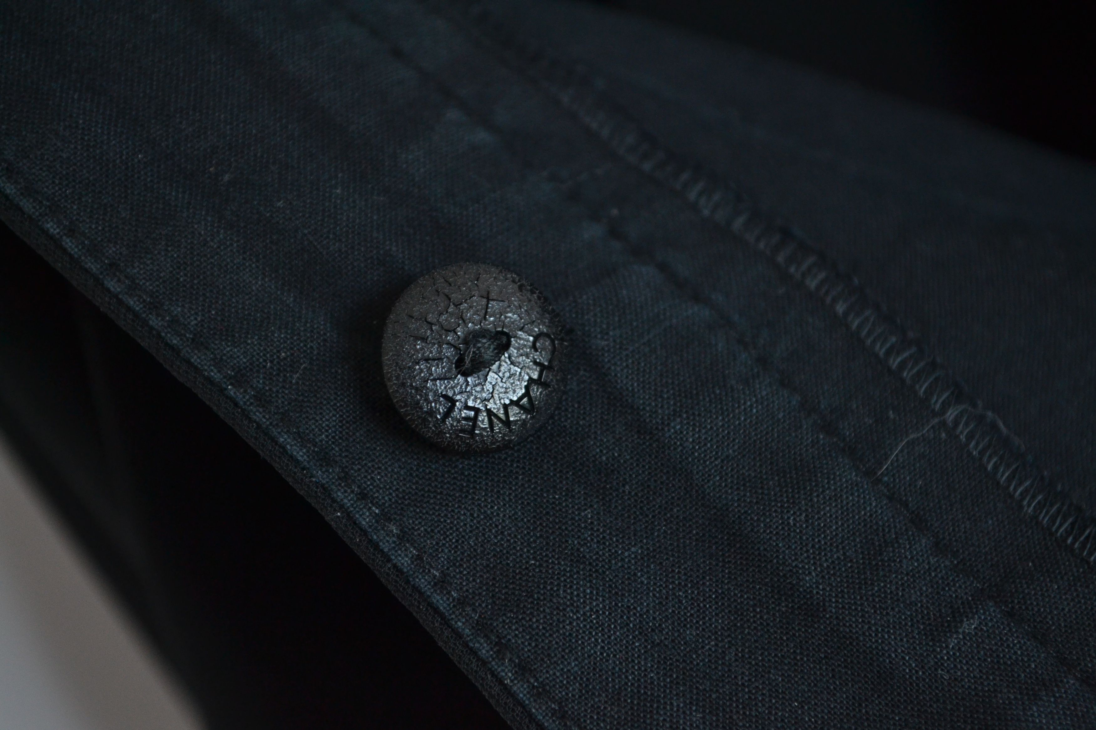 Chanel CHANEL Pants Black Trousers Vintage Logo Button Skinny Size 26" / US 2 / IT 38 - 6 Thumbnail