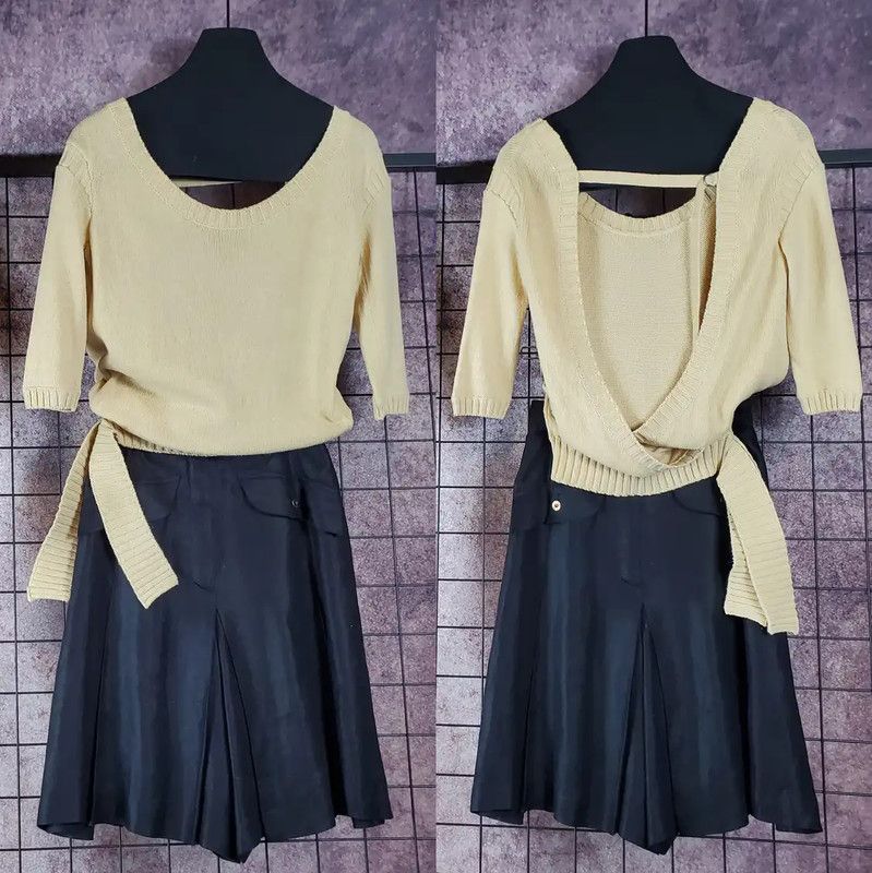 Burberry Khaki Cotton Blend Embroidered Knit Top