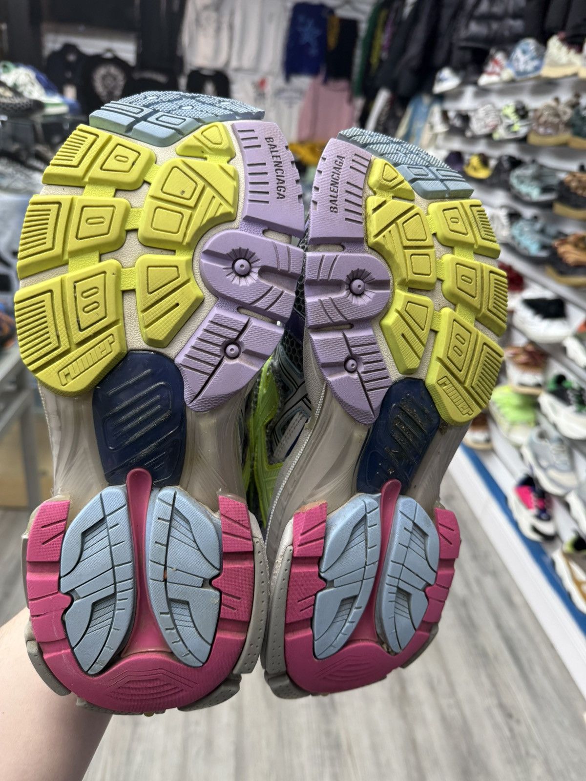 Balenciaga Balenciaga Runner - White/Purple/Yellow Size US 9 / EU 42 - 6 Thumbnail