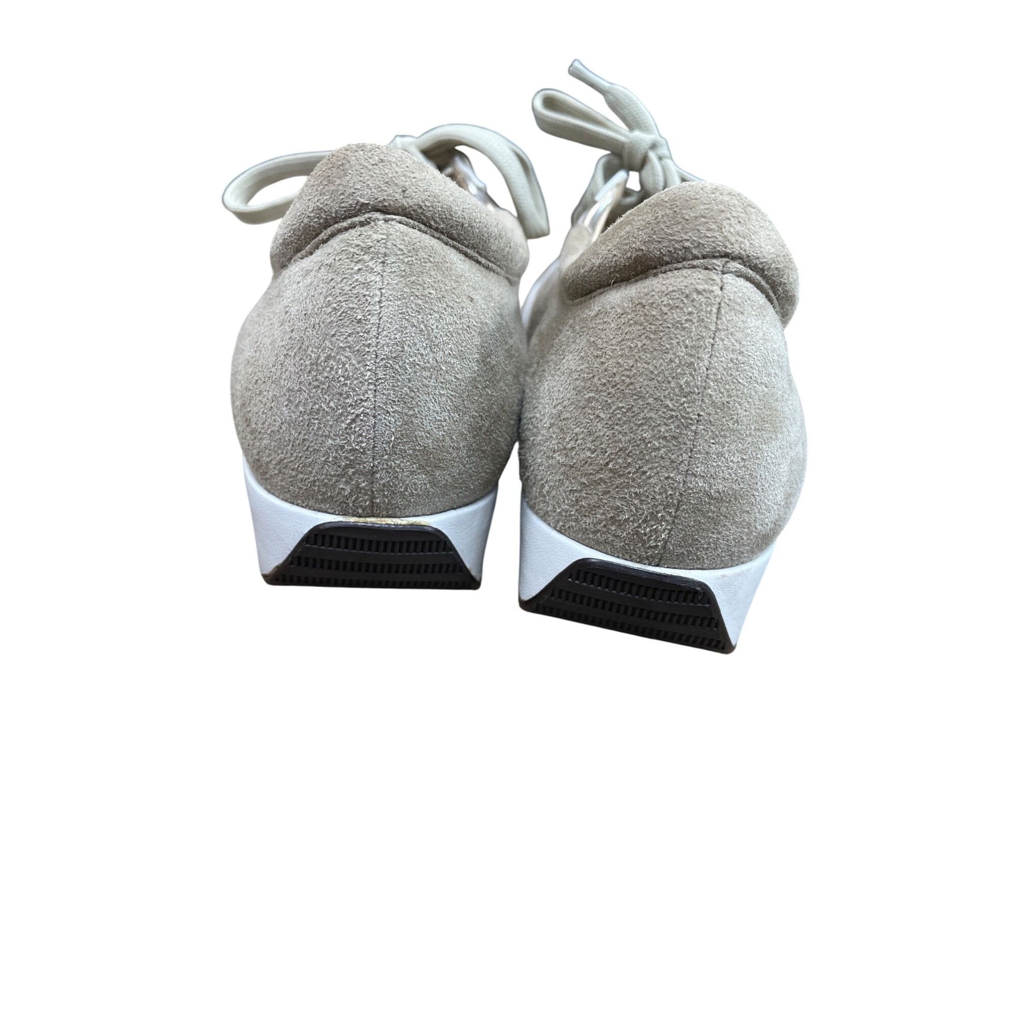 Other Amalfi by Rangoni womans beige suede low snakers Sz 9M SKU 9 Size US 9 / IT 39 - 11 Thumbnail