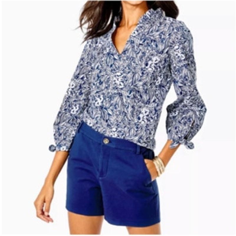 Lilly Pulitzer Lilly Pulitzer Callahan High Rise High Tide 5” Short 12 Size 34" / US 12 / IT 48 - 1 Thumbnail