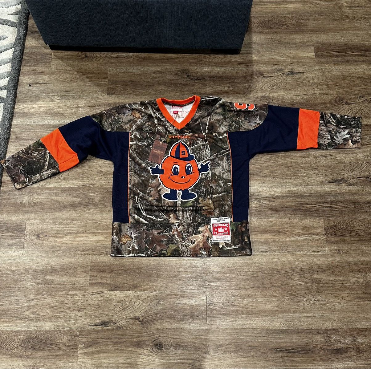 Mitchell & Ness × Supreme Supreme Mitchell & Ness NCAA Mitchell & Ness × Supreme Supreme Mitchell & Ness NCAA