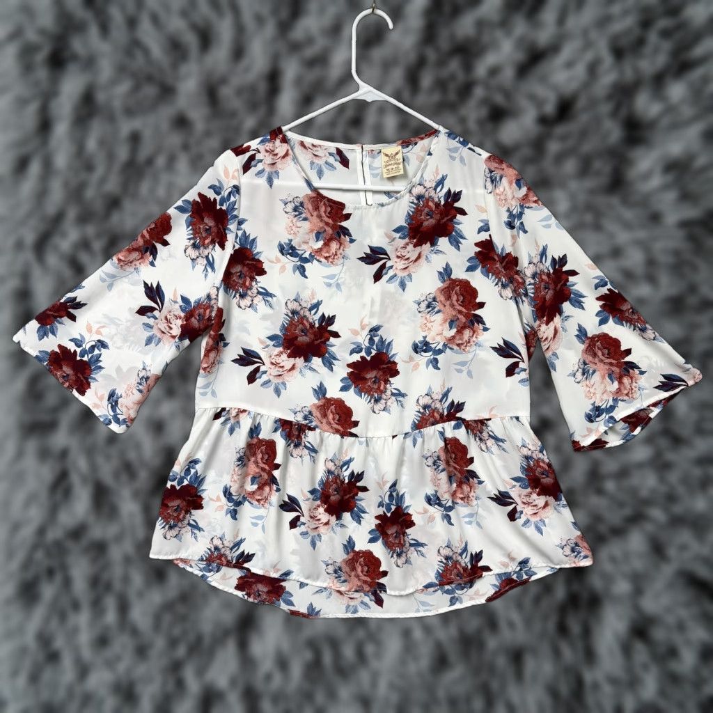 Faded Glory Faded Glory Floral Peplum Blouse M 8-10 Women Bell Sleeve Round Neck Multicolor Floral Casual Party/Cocktail Shirt Ladies B Size M / US 6-8 / IT 42-44 - 1 Thumbnail