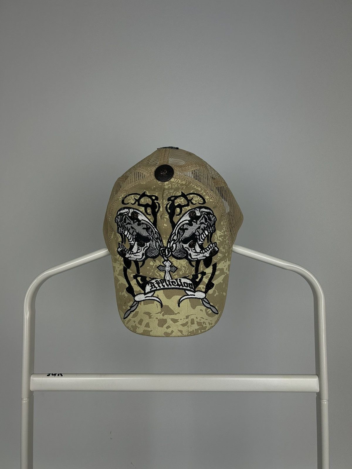 Affliction × Japanese Brand Affliction Skull Trucker Cap Y2K Avant-Garde Vintage Size ONE SIZE - 1 Thumbnail