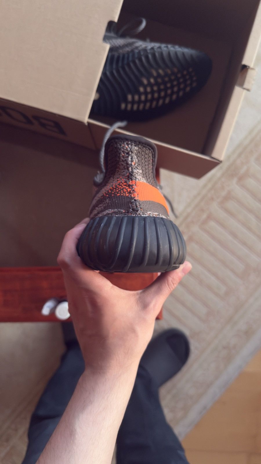 Adidas Adidas Yeezy 350 V2 Carbon Beluga Size US 8.5 / EU 41-42 - 10 Thumbnail