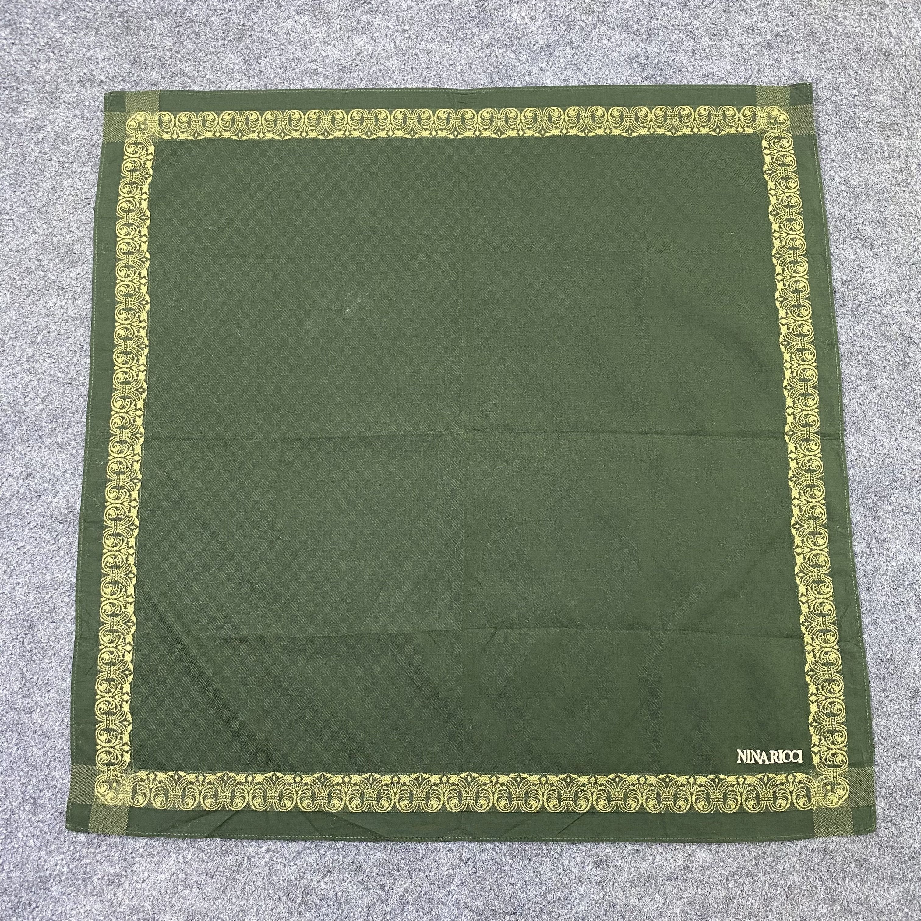 Nina Ricci Nina Ricci Handkerchief / Bandana / Neckerchief-B2319 Size ONE SIZE - 3 Thumbnail