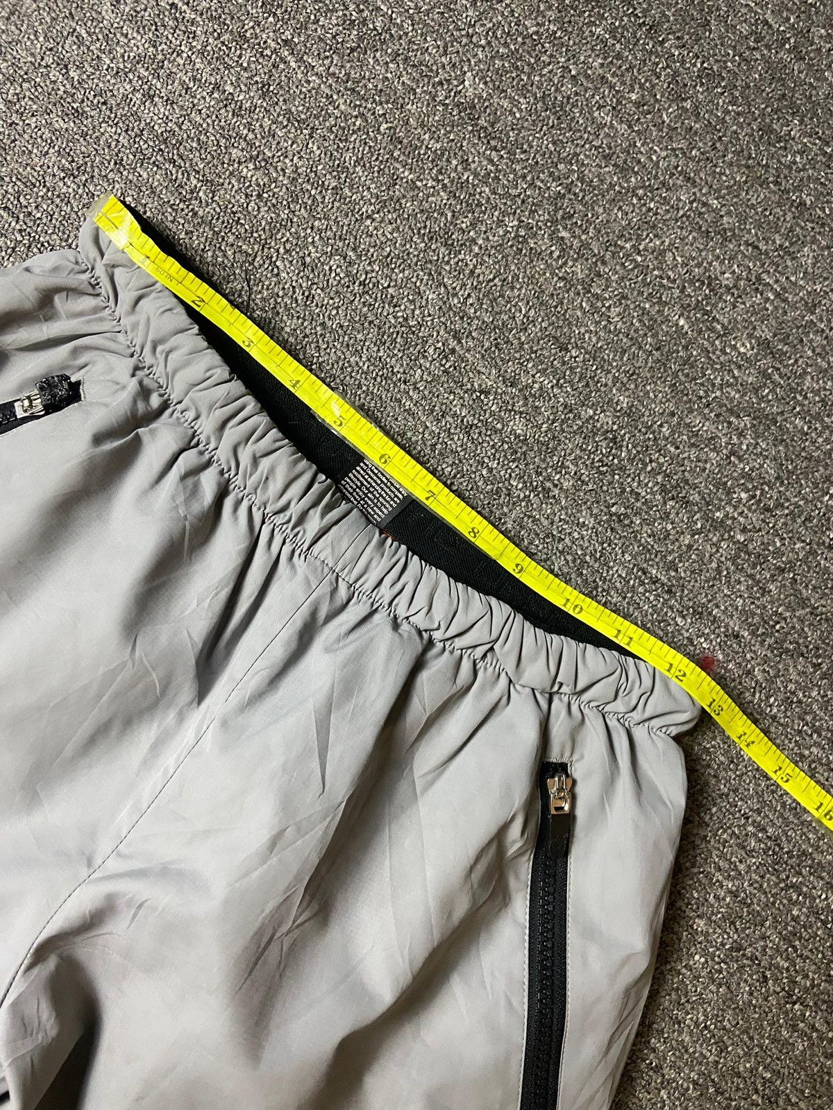 Descente × Japanese Brand × Vintage Descente Brand Long Track Suit Pants (120) Size US 26 / EU 42 - 12 Thumbnail