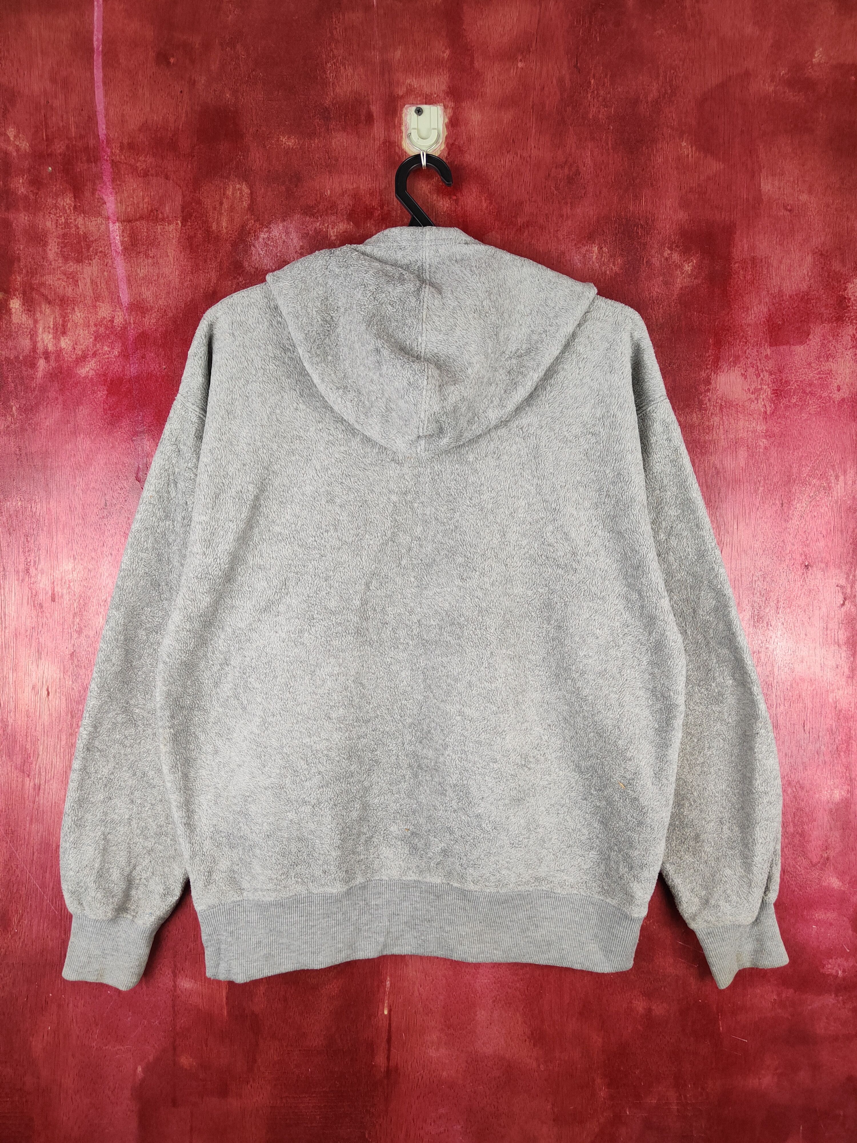 Disney × Mickey Mouse × Vintage Disney Gray Mickey Mouse Fur Mohair Hoodie Sweatshirt #S1504 Size US M / EU 48-50 / 2 - 8 Thumbnail