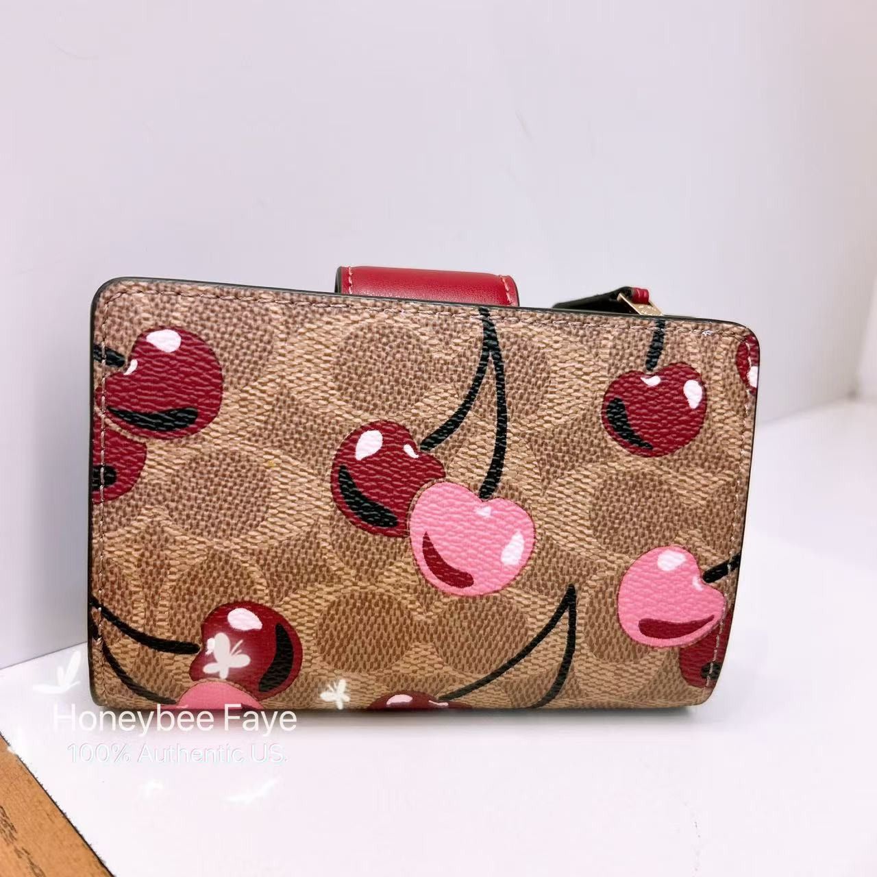 Coach 🍒 Medium Corner Zip Wallet In Signature Canvas Cherry CZ342 Size ONE SIZE - 2 Thumbnail