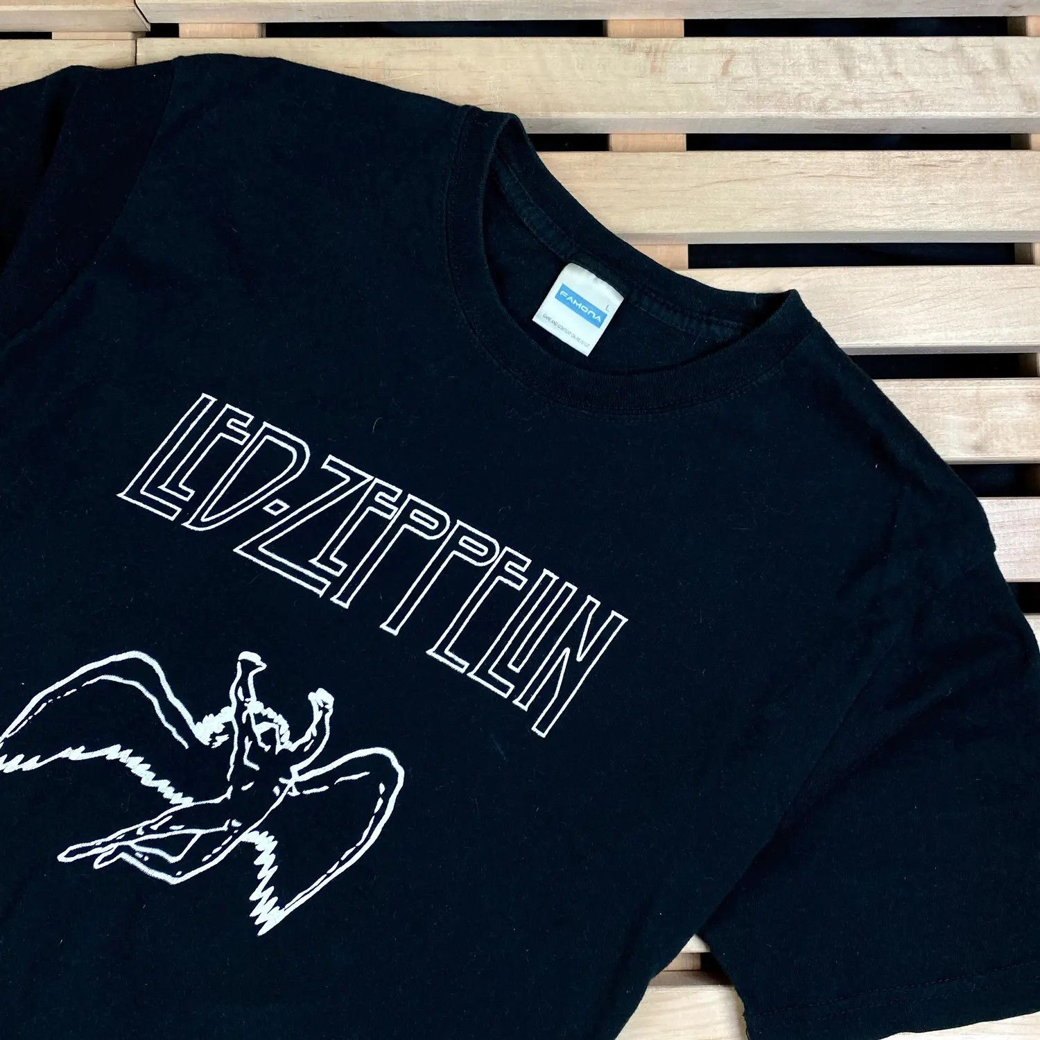 Band Tees Mens Vintage T Shirt Led Zeppelin Size L Size US L / EU 52-54 / 3 - 2 Thumbnail