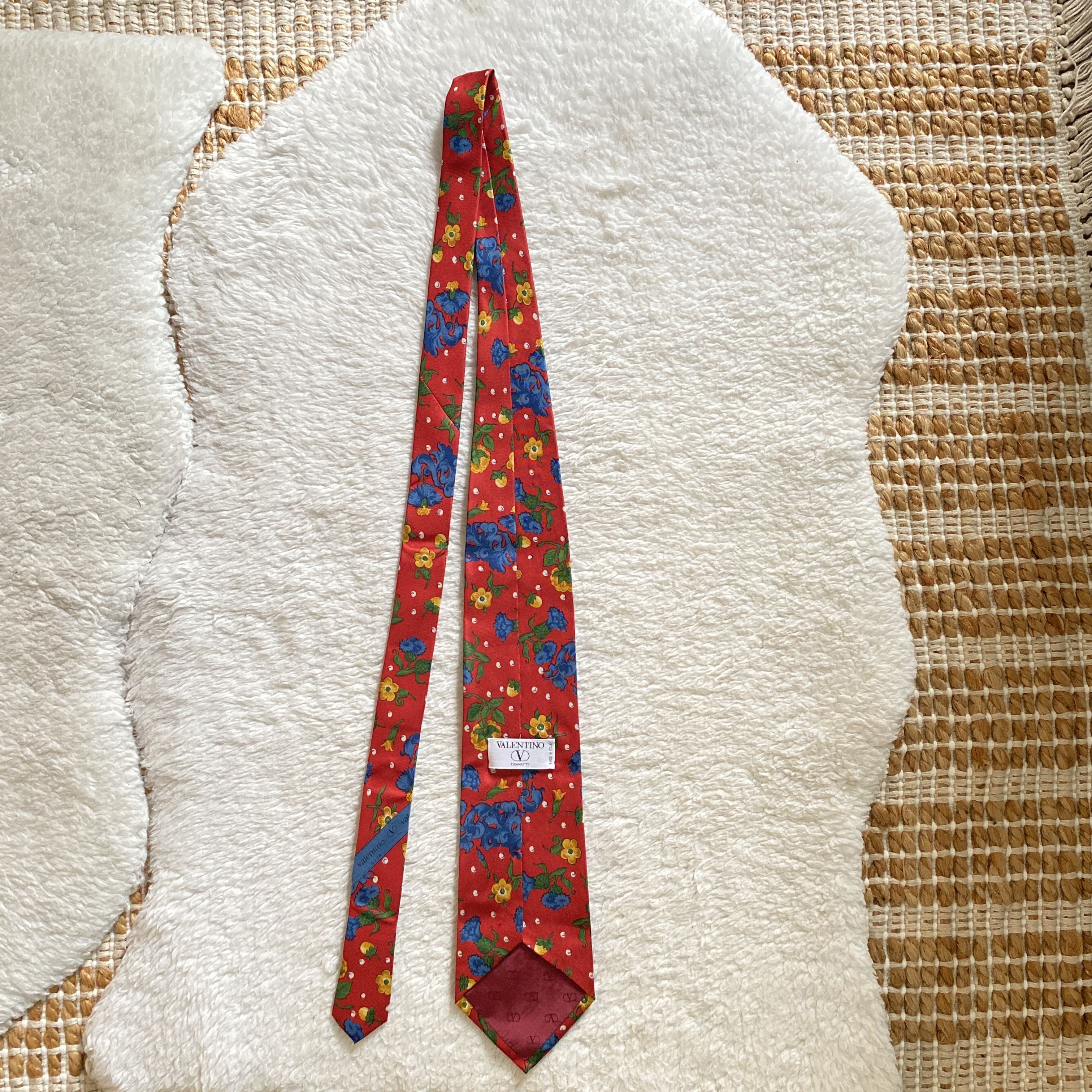 Valentino Vintage Valentino Cravatte Silk Tie – Red Retro Floral Size ONE SIZE - 14 Thumbnail