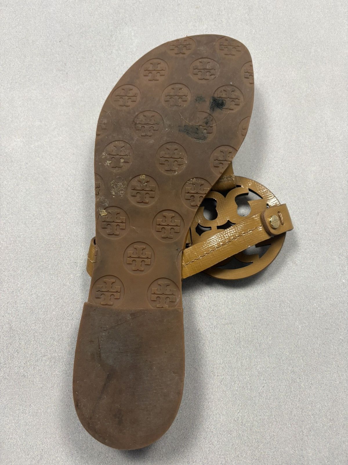 Tory Burch Tory Burch Miller Logo Sandals Brown Leather Thong Flats 8.5 Size US 8.5 / IT 38.5 - 7 Thumbnail