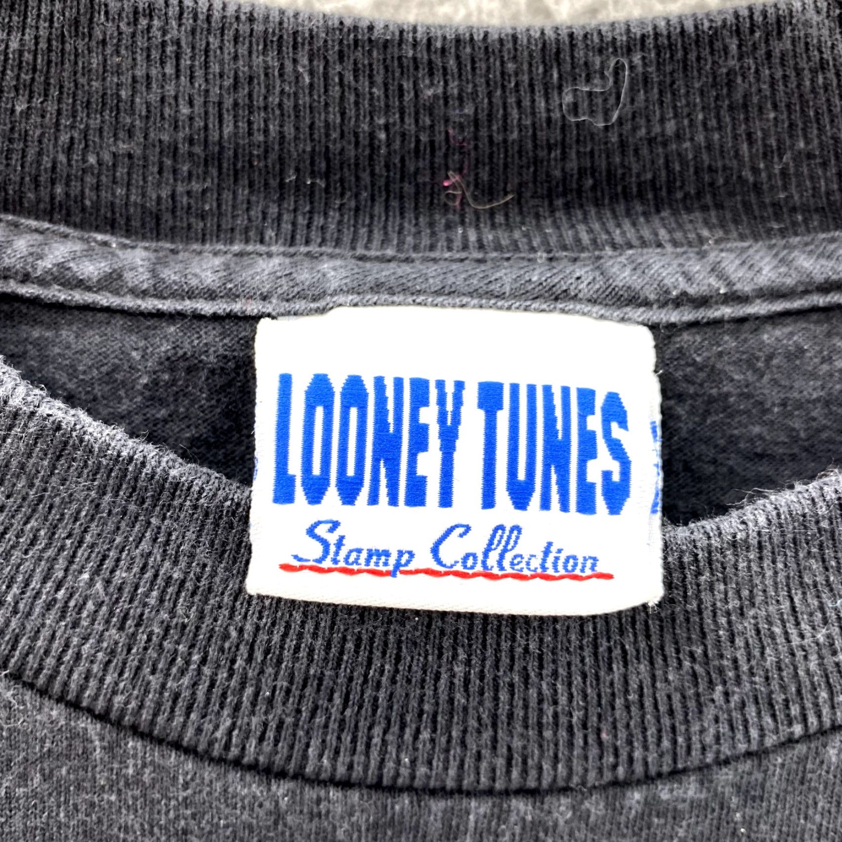 Vintage VINTAGE Looney Tunes T-Shirt XL Single Stitch '97 Tweety Stamp Y2k Streetwear Mens XL Black Graphic Print Tee Size US XL / EU 56 / 4 - 3 Thumbnail