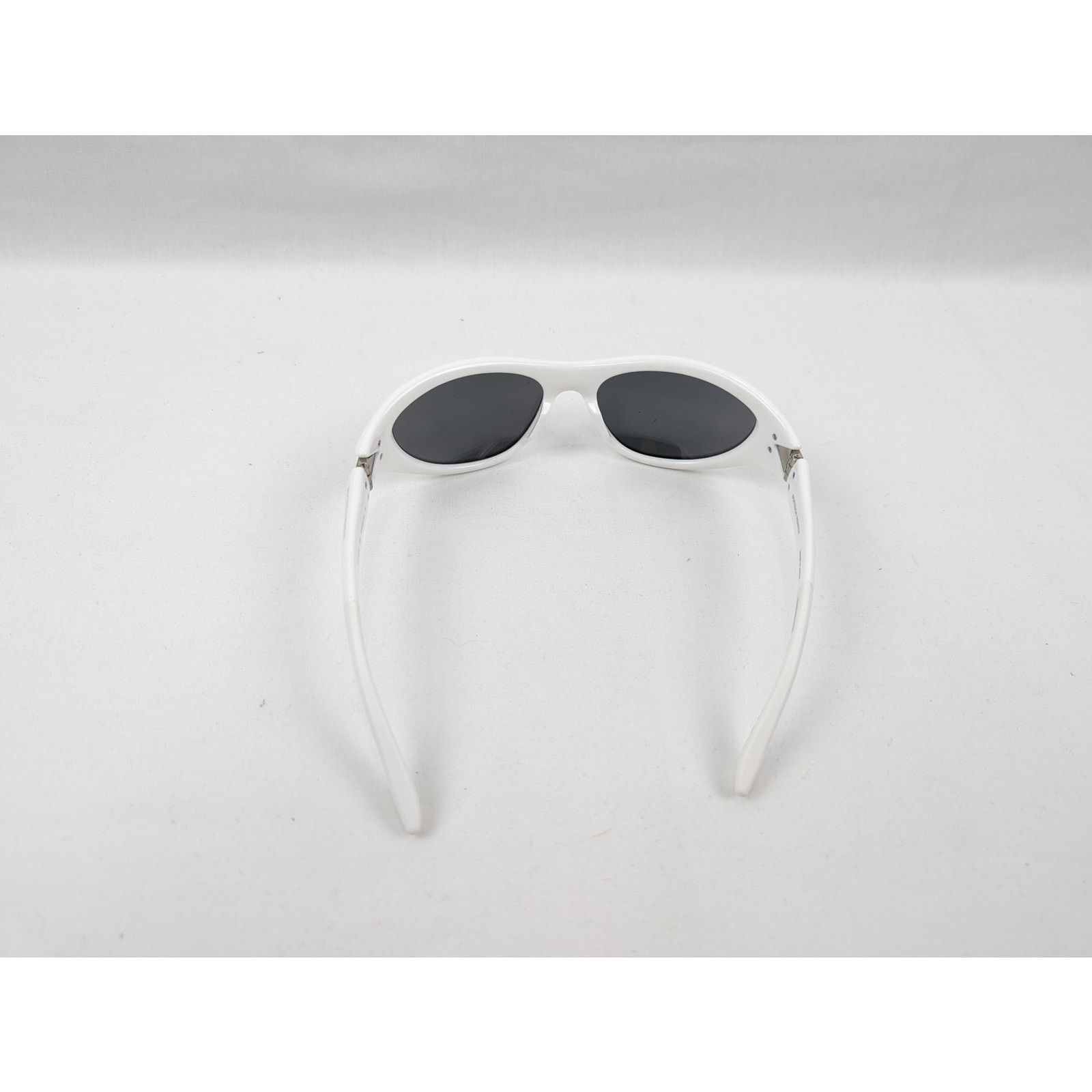 Bottega Veneta o1rshd1 Size: OS / Sungl Case Medium Sunglasses in White Size ONE SIZE - 8 Thumbnail