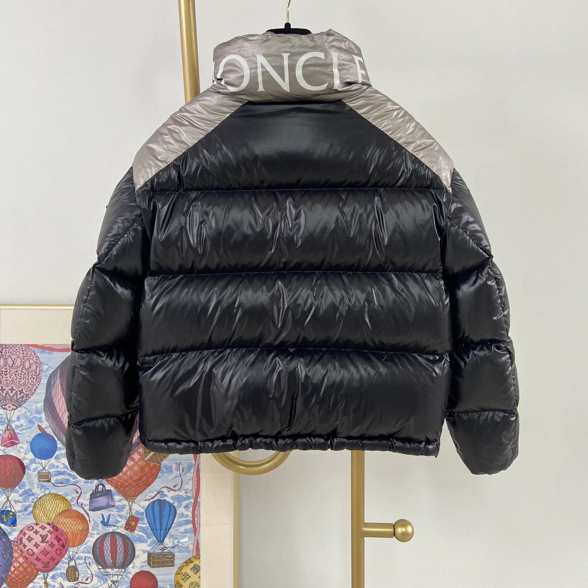 Moncler Moncler Black Glossy Puffer Jacket Size 1 Size US S / EU 44-46 / 1 - 2 Thumbnail