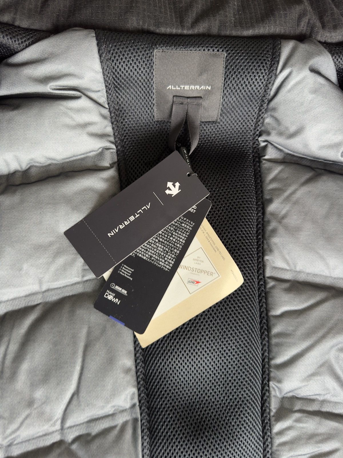 Descente Descente ALLTERRAIN Hybrid Insulated Jacket Large Size US M / EU 48-50 / 2 - 5 Thumbnail
