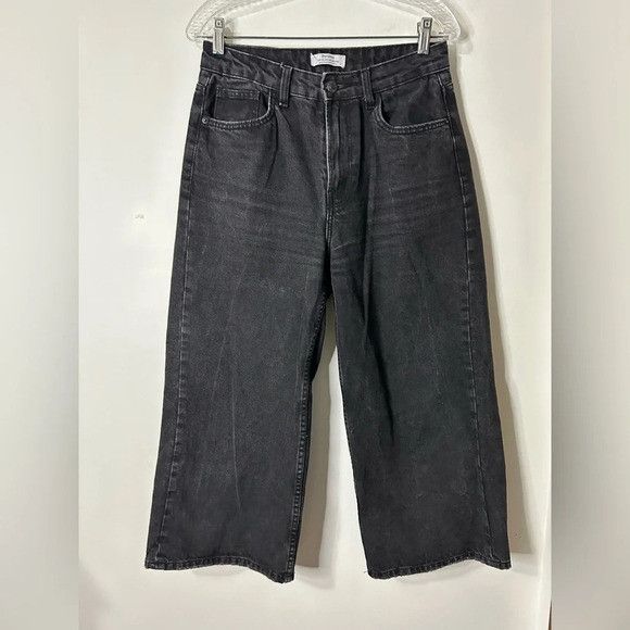Bershka Bershka Black Capri Straight Leg Jeans Size 28" / US 6 / IT 42 - 1 Thumbnail