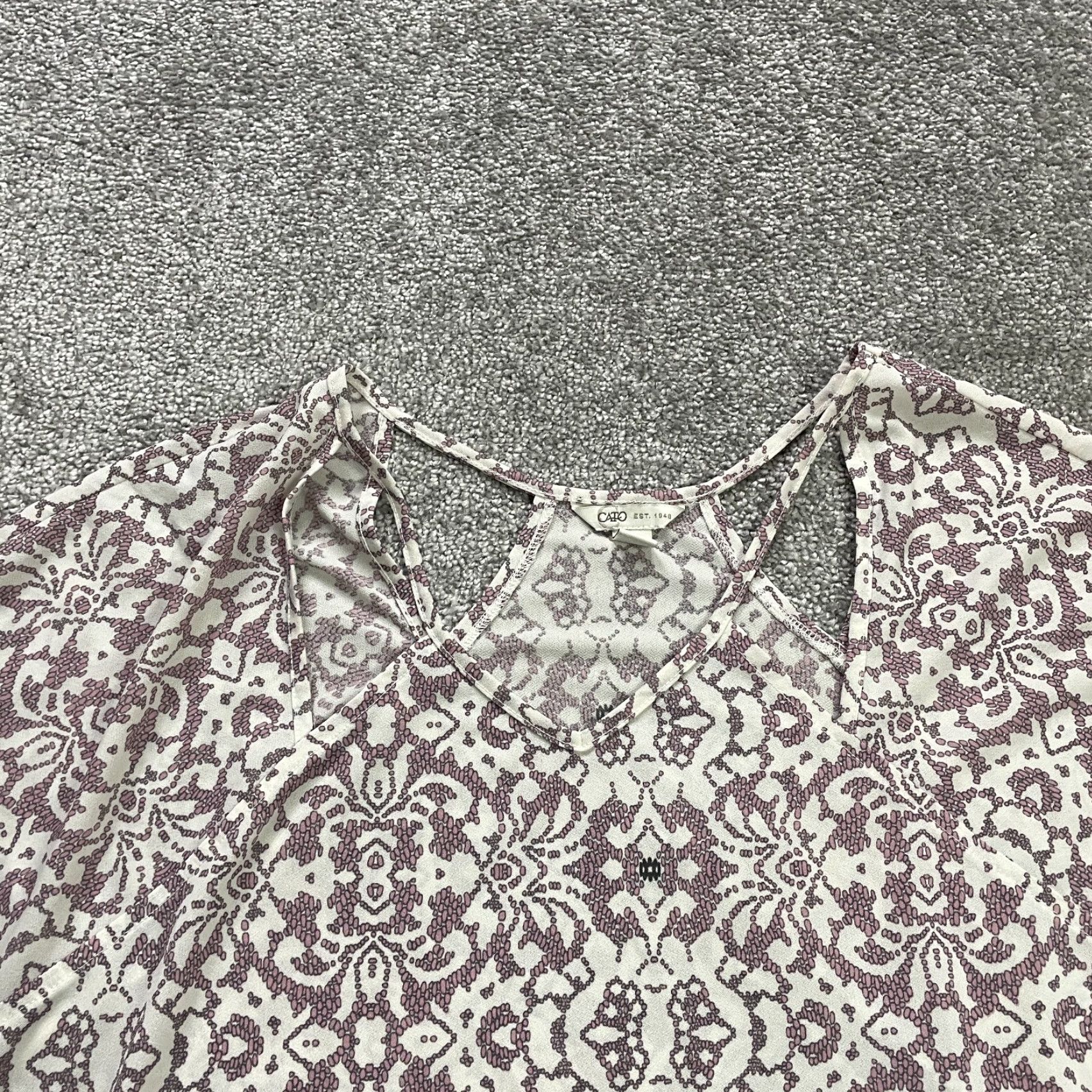Vintage Cato Blouse Women 2XL Plus Pink Geometric Tunic Long Sleeve V-Neck Polyester Spandex Casual Travel Size XXL / US 16-18 / IT 52-54 - 3 Thumbnail