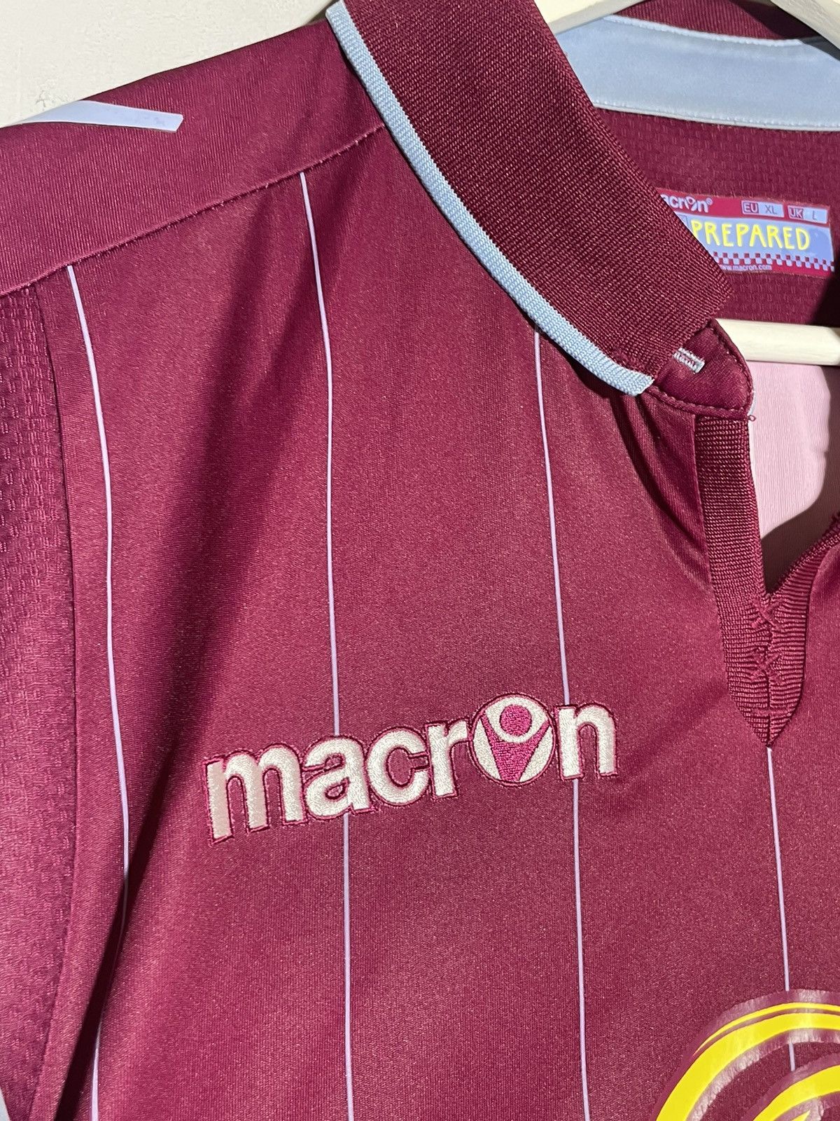 Macron Aston Villa Macron 2014/15 Home Y2k Football Shirt Size US XL / EU 56 / 4 - 5 Thumbnail
