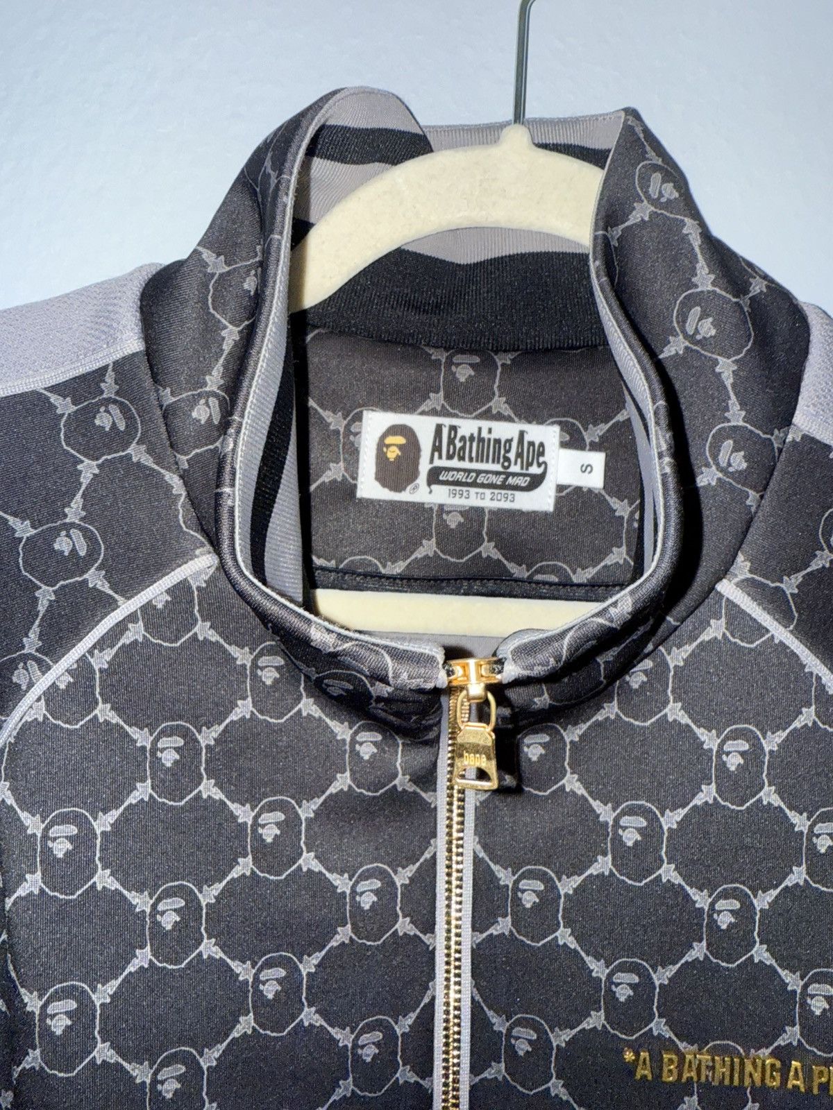 Bape Bape COLLEGE MONOGRAM LOGO RELAXED FIT TRACK JACKET Size US S / EU 44-46 / 1 - 3 Thumbnail