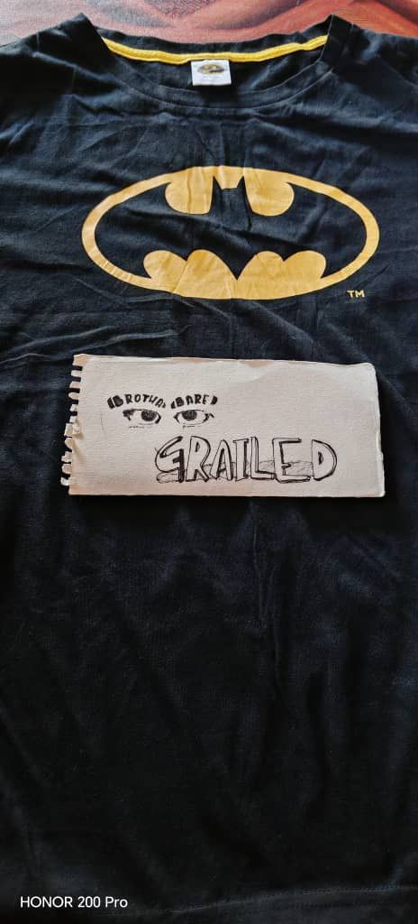 DC Comics BATMAN Vintage Logo T-Shirt Size US L / EU 52-54 / 3 - 6 Thumbnail