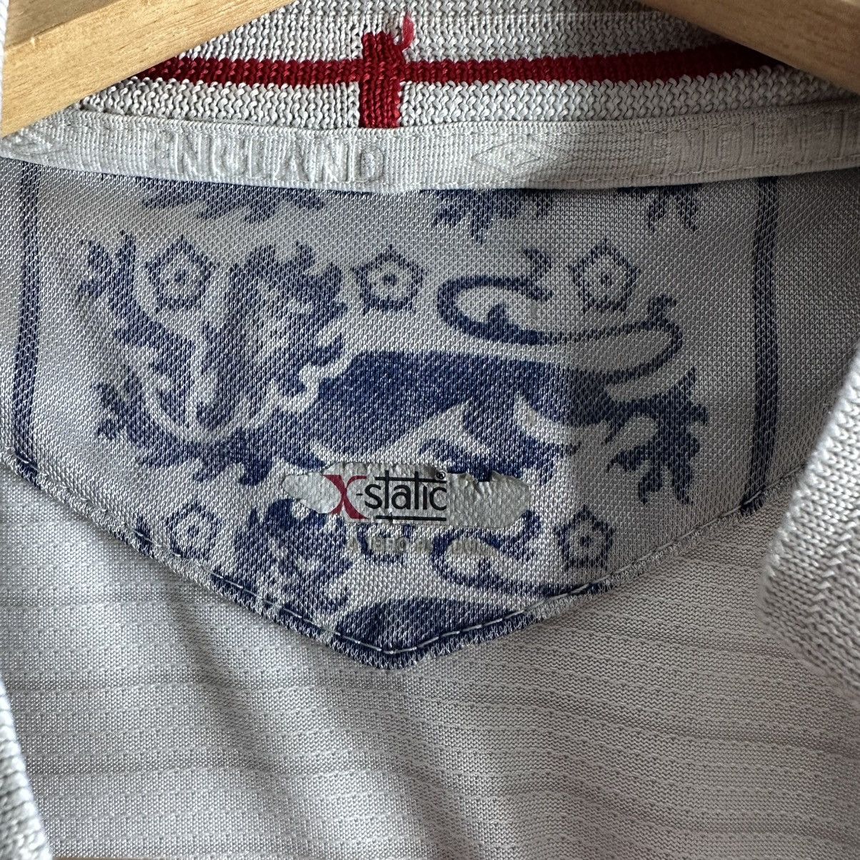 Umbro Umbro England Home Jersey 2005 - 2007 Vintage StreetWear Size US XL / EU 56 / 4 - 7 Thumbnail