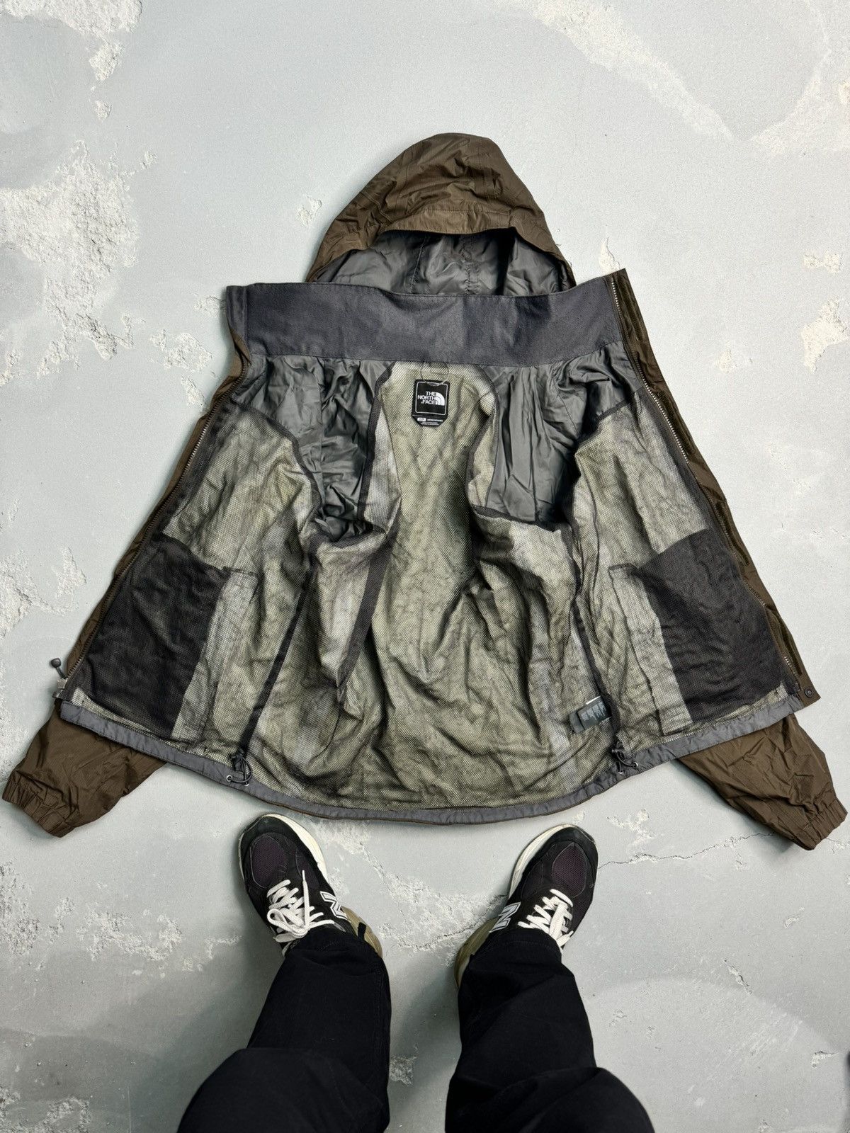 The North Face Vintage The North Face Hyvent Shell Brown Jacket Ultra Rare Size US S / EU 44-46 / 1 - 6 Thumbnail