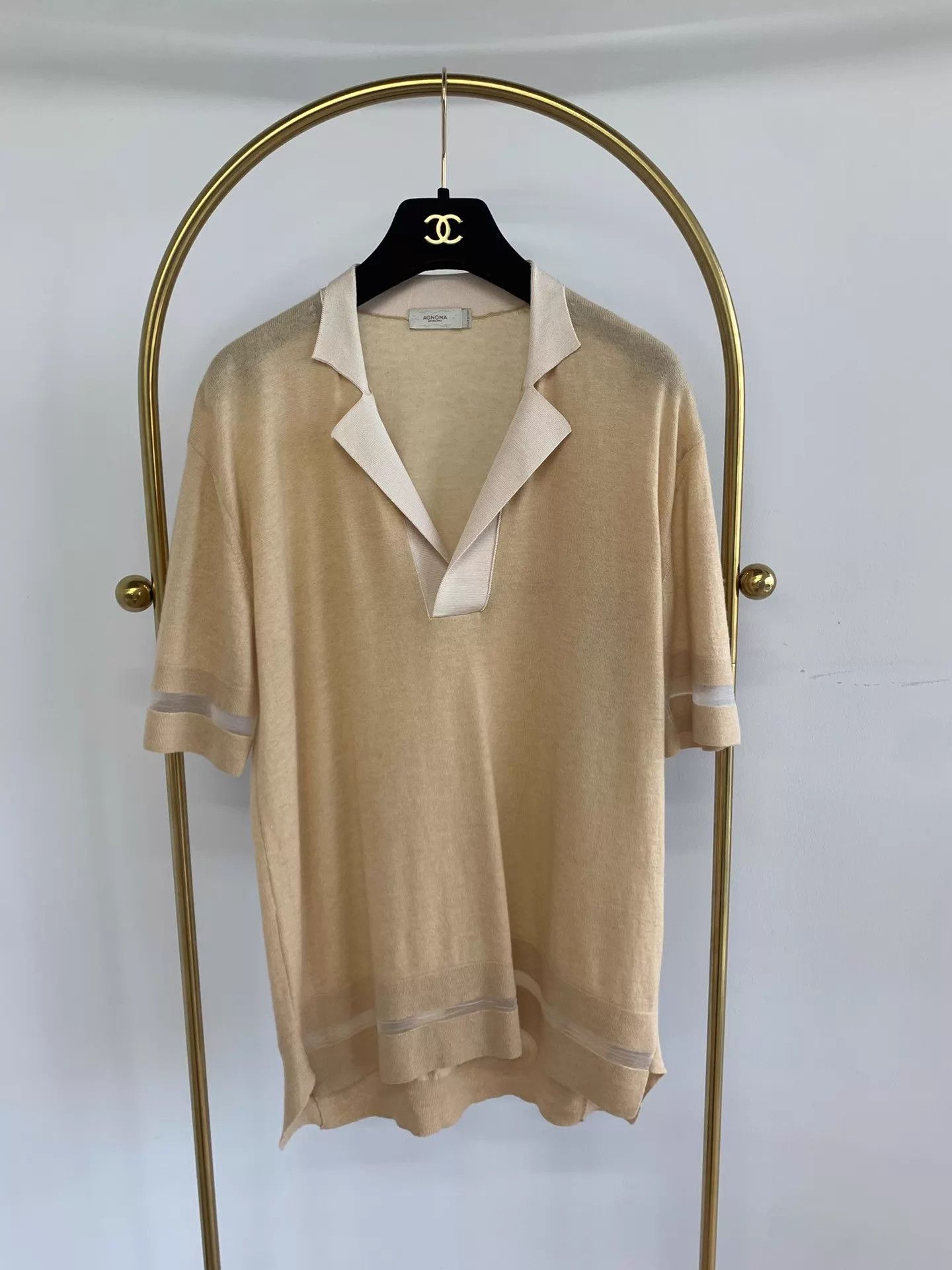 Agnona Agnona Cashmere Collar Short Sleeve Knit S NearNew Size S / US 4 / IT 40 - 1 Thumbnail