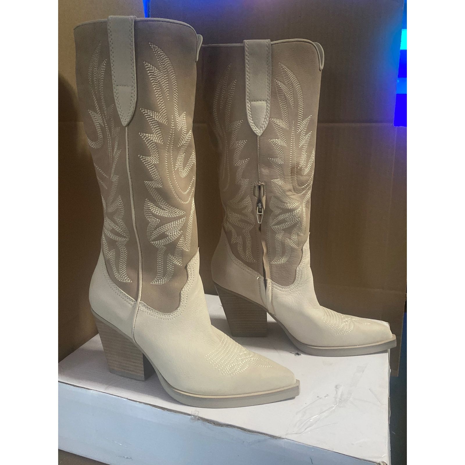 Dolce Vita Dolce Vita Blanch Knee High Western Boot (Women) Size 6M Size US 8 / IT 38 - 1 Thumbnail