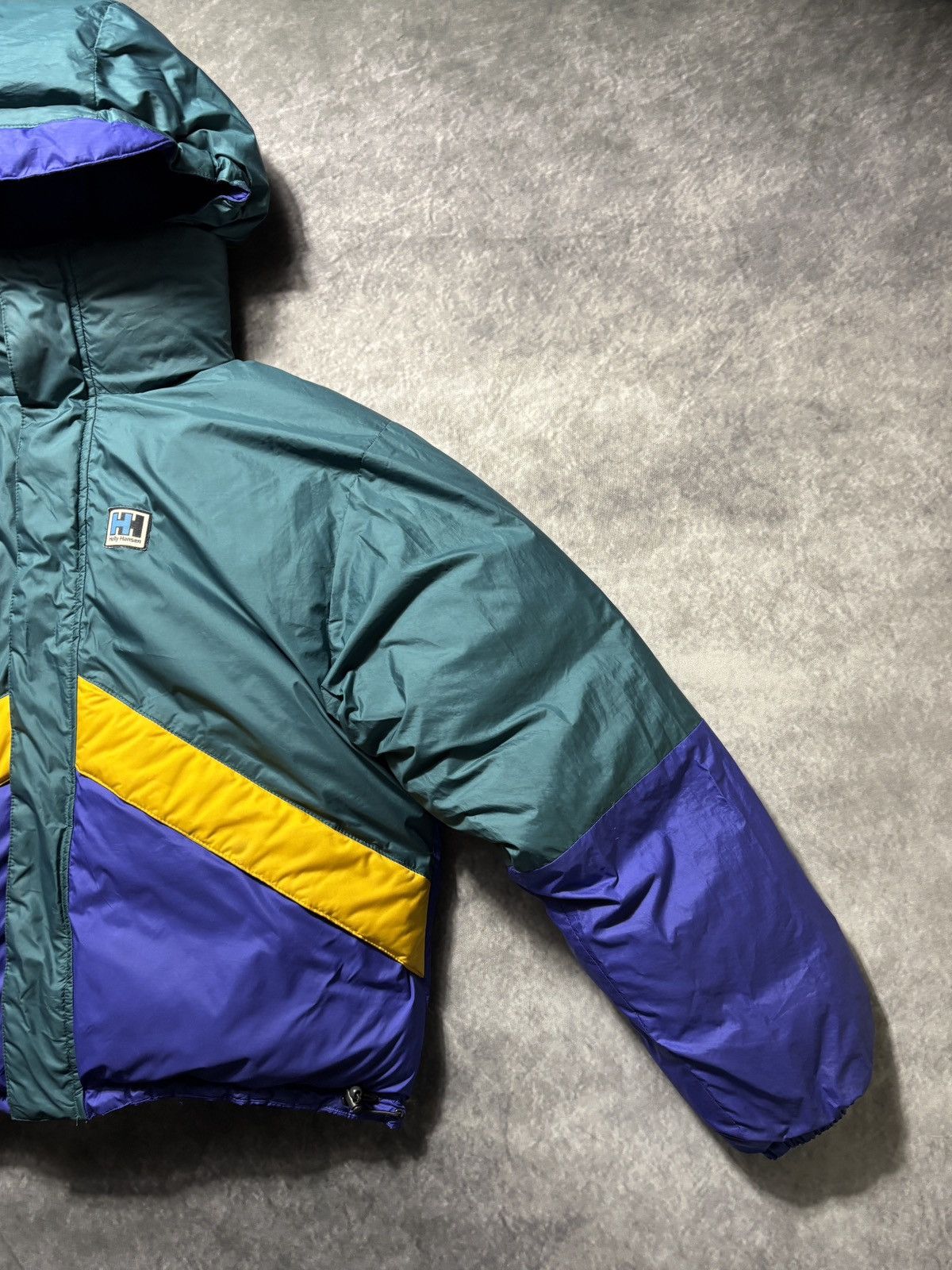 Helly Hansen Helly Hansen Duck Down Puffer Jacket Reversible Hooded 90s Size US M / EU 48-50 / 2 - 21 Thumbnail