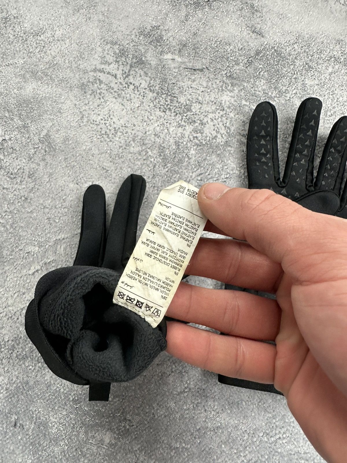 Nike Nike Jordan PSG Paris Saint-Germain HyperWarm Black Gloves Size ONE SIZE - 11 Thumbnail