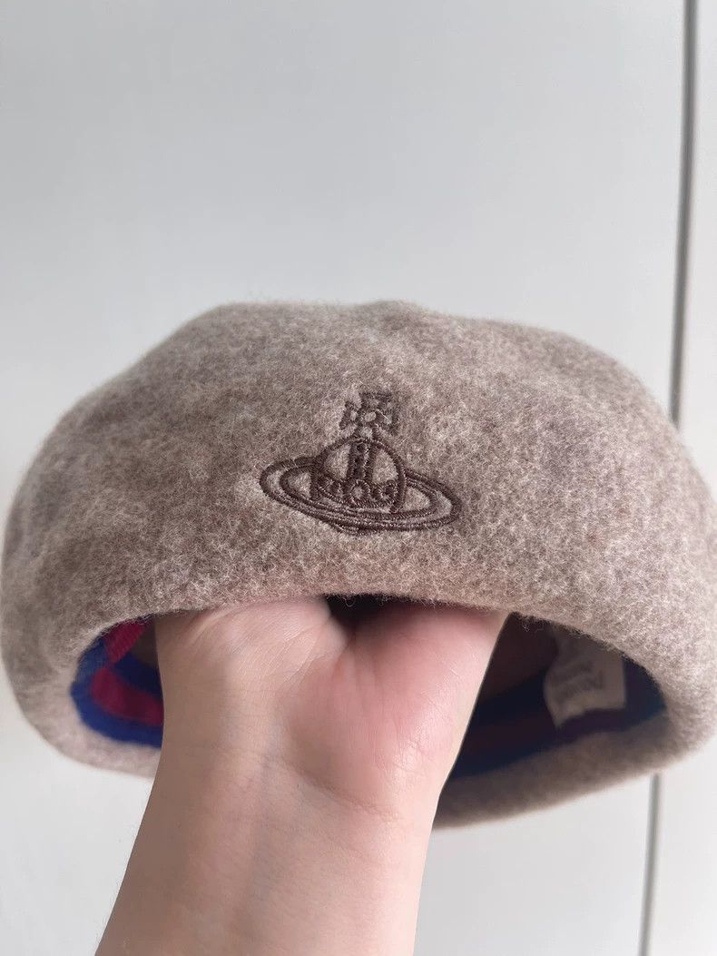 Vivienne Westwood Vivienne Westwood A woolen beret Size ONE SIZE - 1 Thumbnail