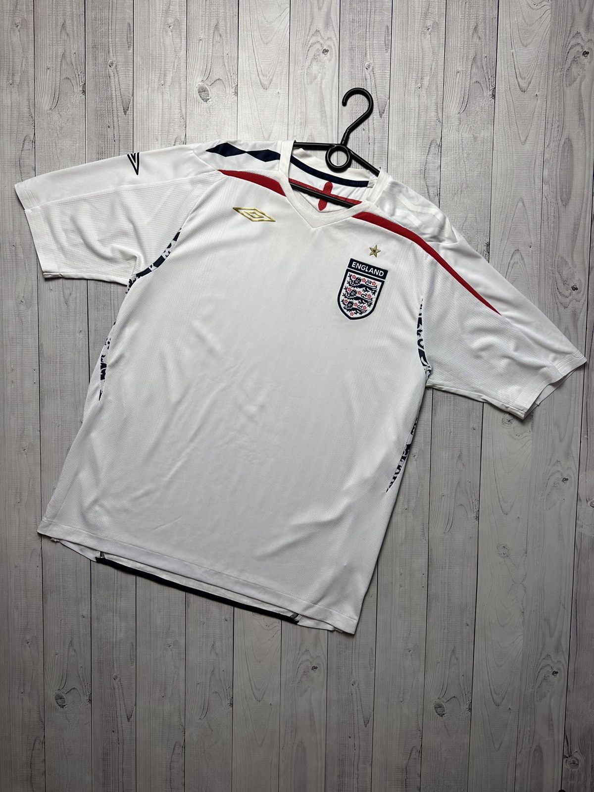 Umbro × Vintage Vintage England soccer jersey Umbro size XL Size US XL / EU 56 / 4 - 1 Thumbnail